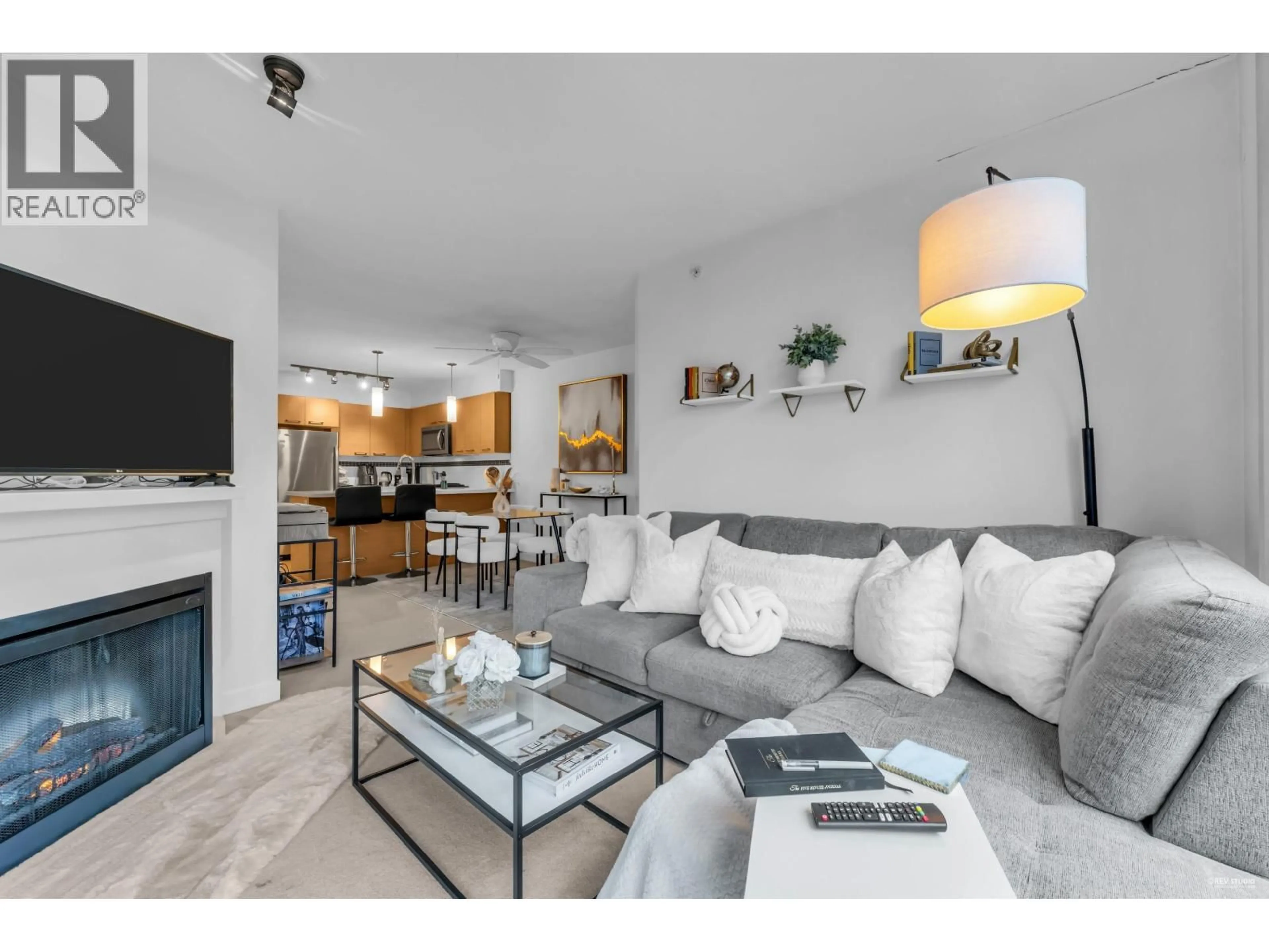 Living room with furniture, unknown for 501 - 7090 EDMONDS STREET, Burnaby British Columbia V3N0C6