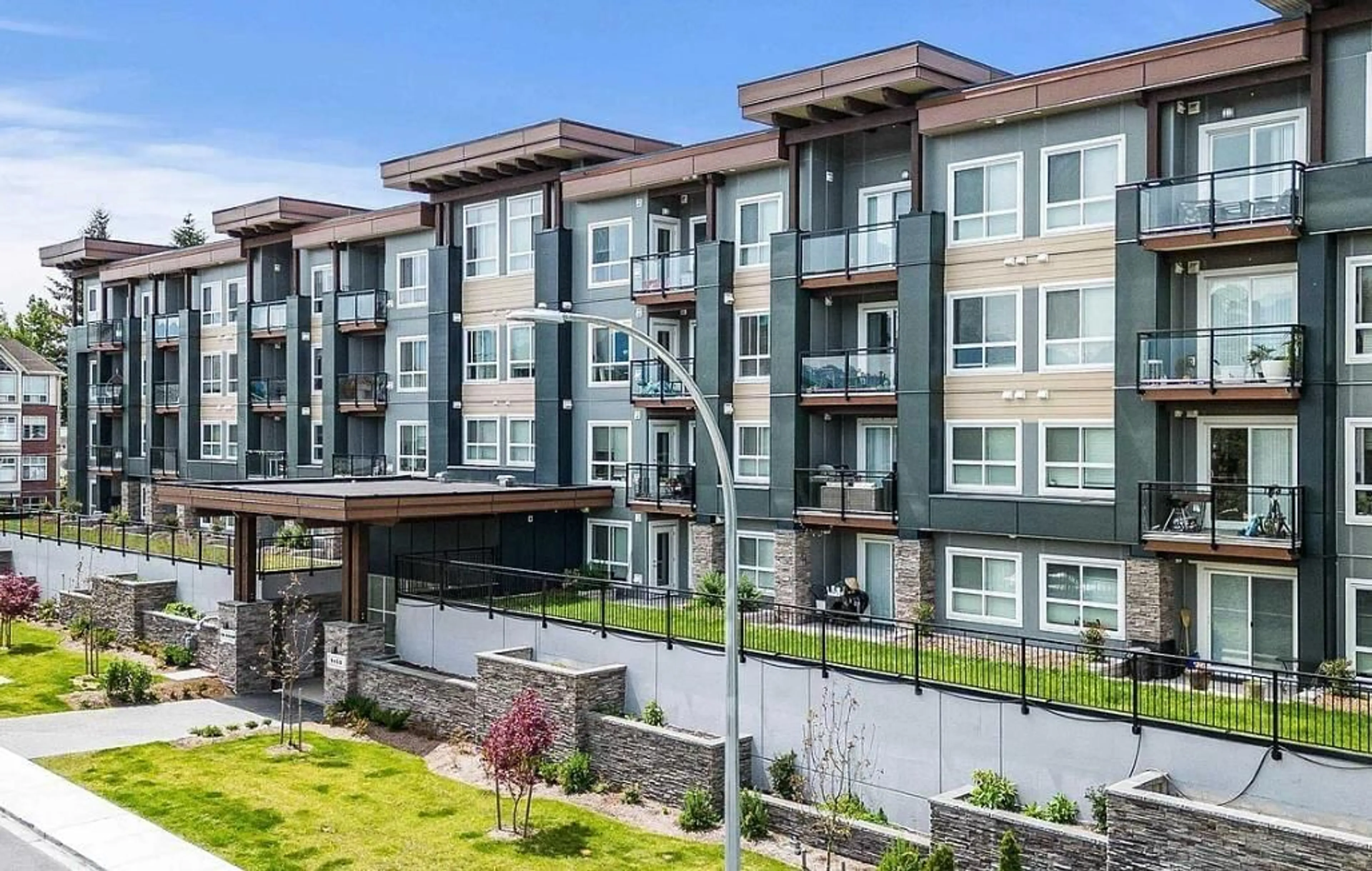 Patio, unknown for 209 - 9450 ROBSON STREET, Chilliwack British Columbia V2P0L7