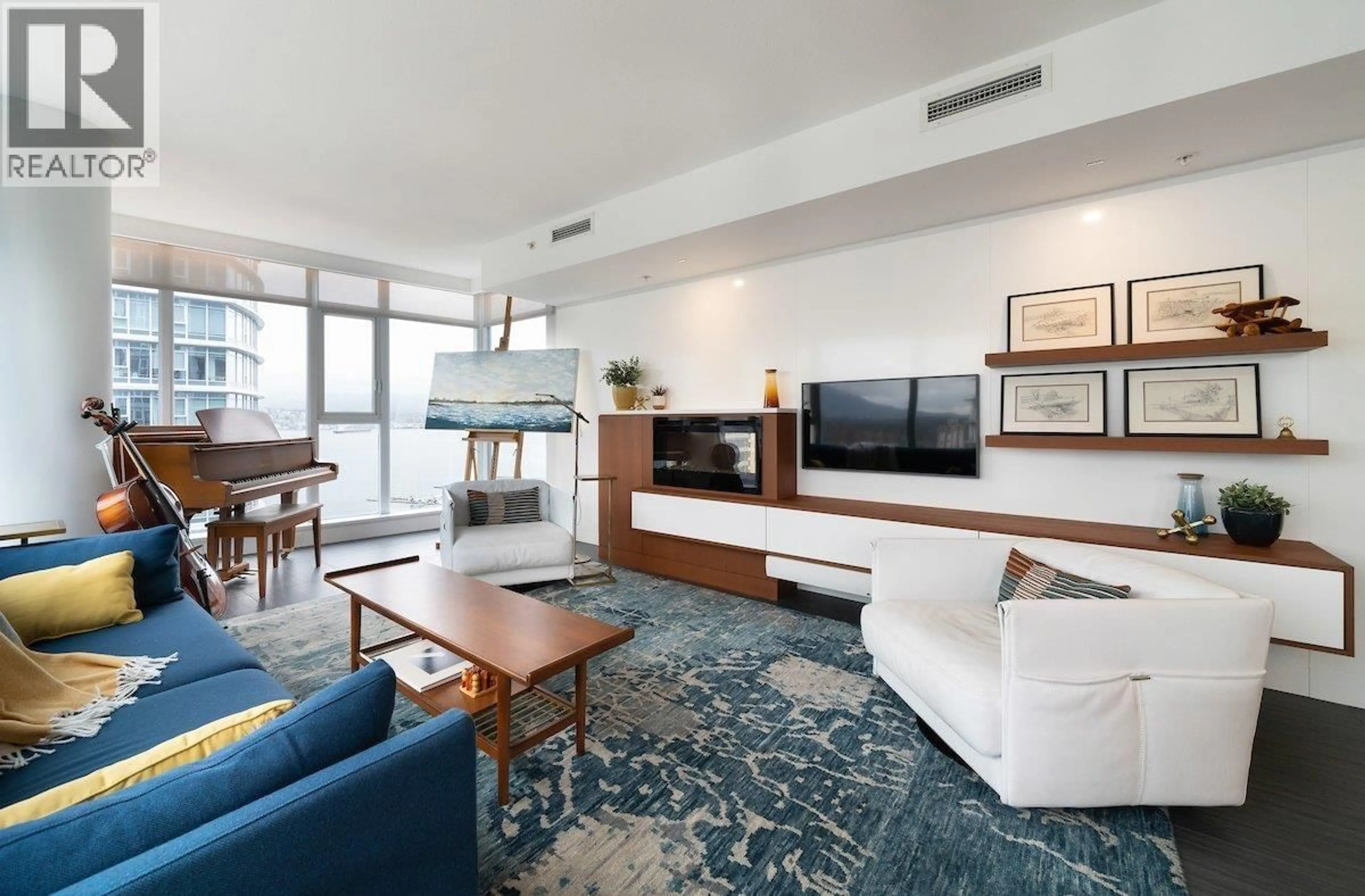 Living room with furniture, unknown for 1702 - 1205 HASTINGS STREET, Vancouver British Columbia V6E4T7