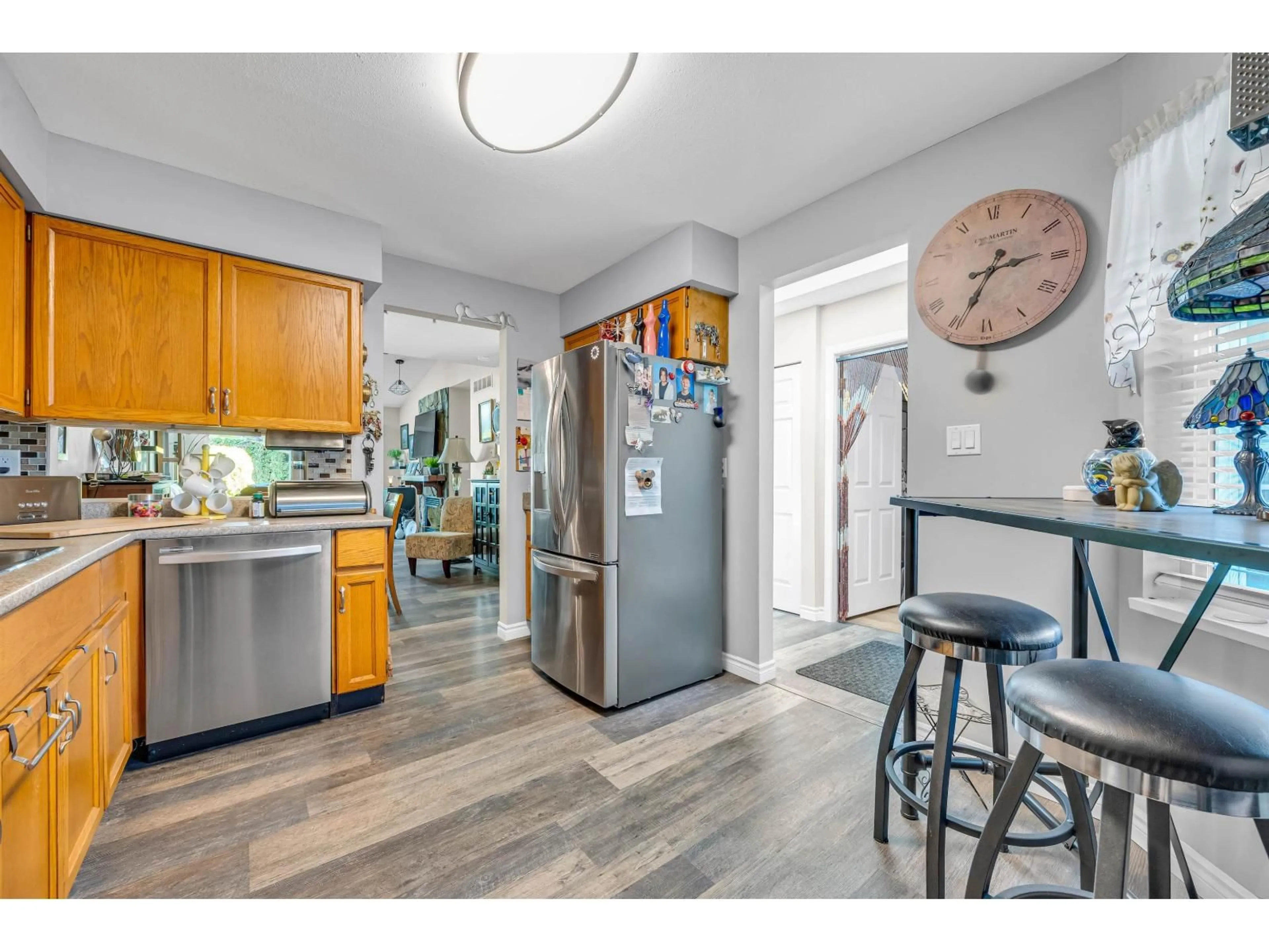 Open concept kitchen, unknown for 11 - 5365 205, Langley British Columbia V3A7V7