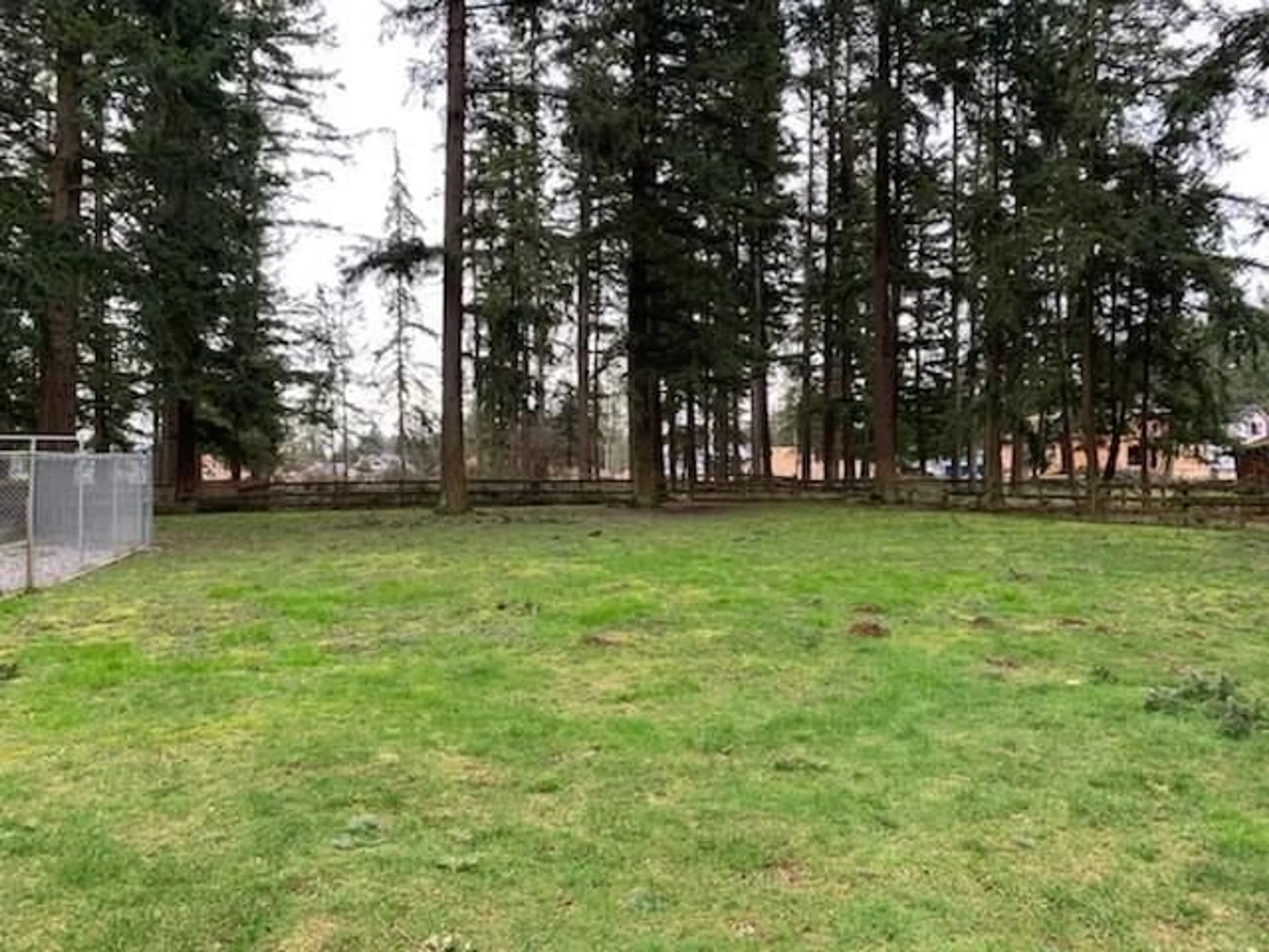 Unknown for 2890 202, Langley British Columbia V2Z2B9
