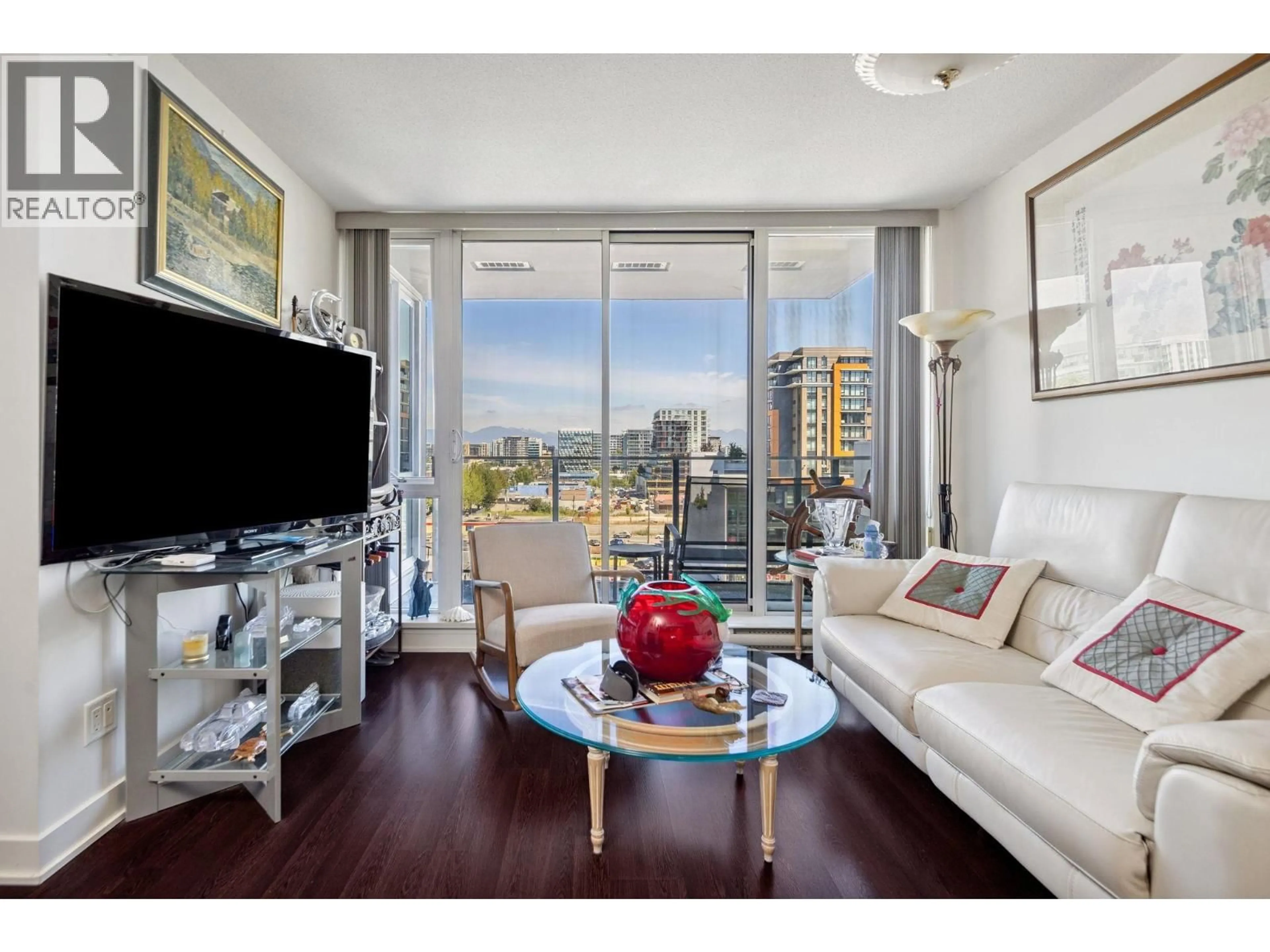 Living room with furniture, wood/laminate floor for 902 - 7080 NO.3 ROAD, Richmond British Columbia V6Y0B5