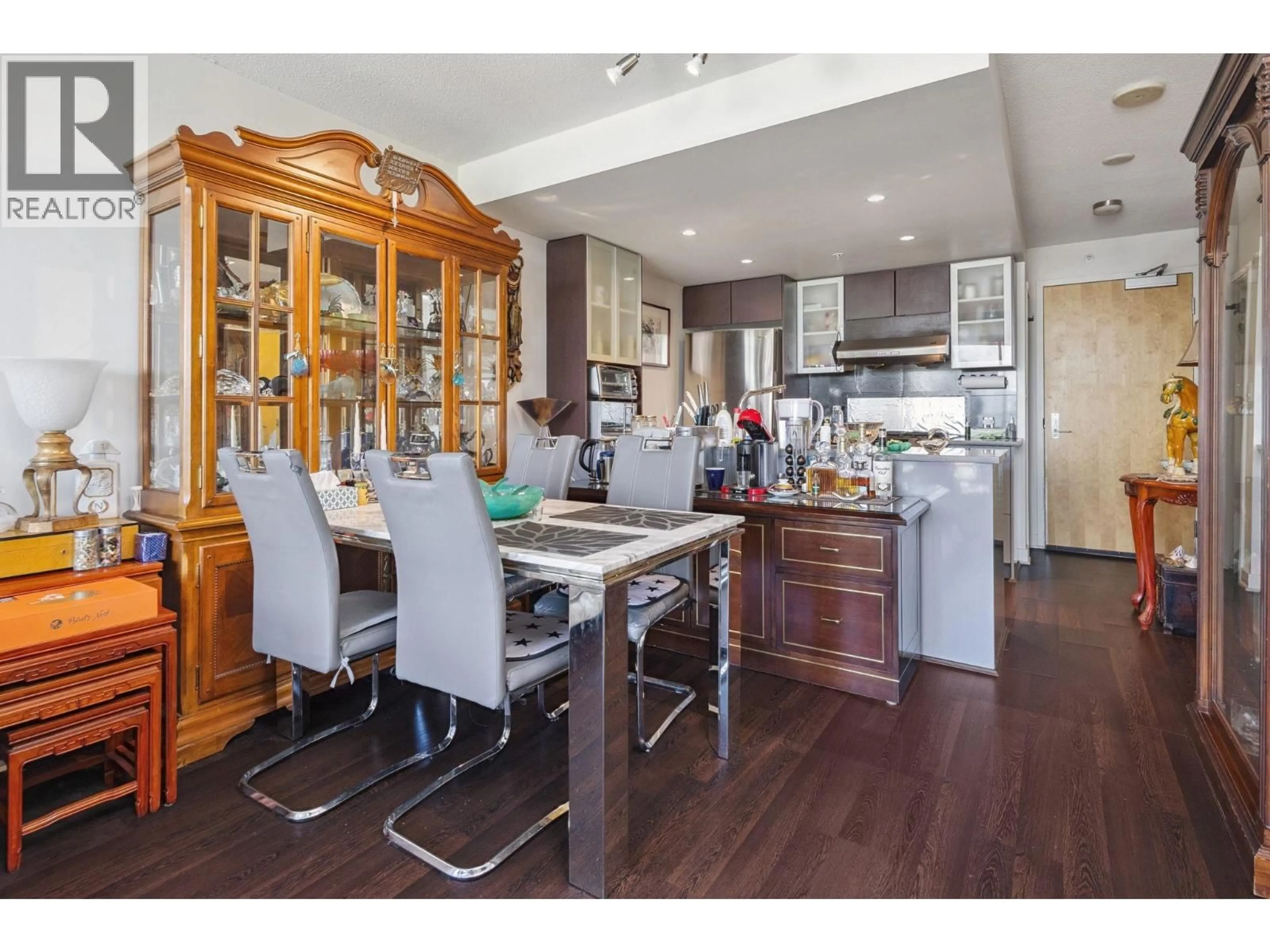 Open concept kitchen, wood/laminate floor for 902 - 7080 NO.3 ROAD, Richmond British Columbia V6Y0B5