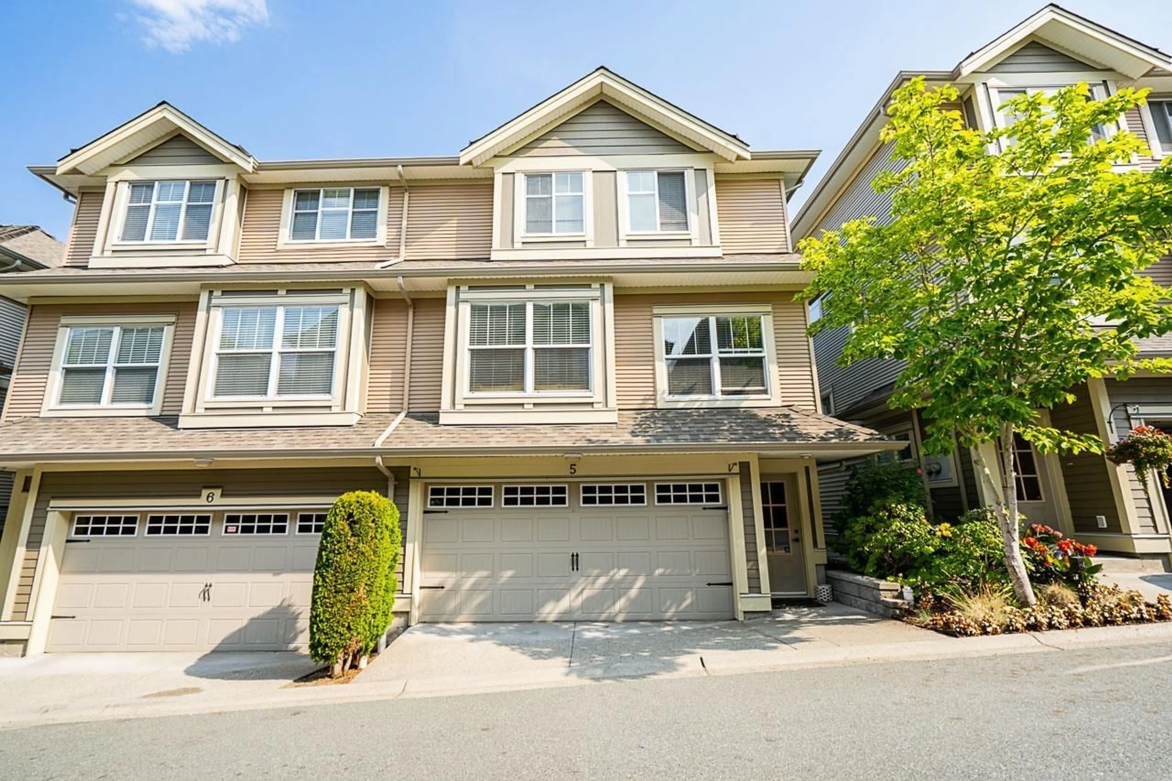 Unknown for 5 - 7177 179, Surrey British Columbia V3S8C5