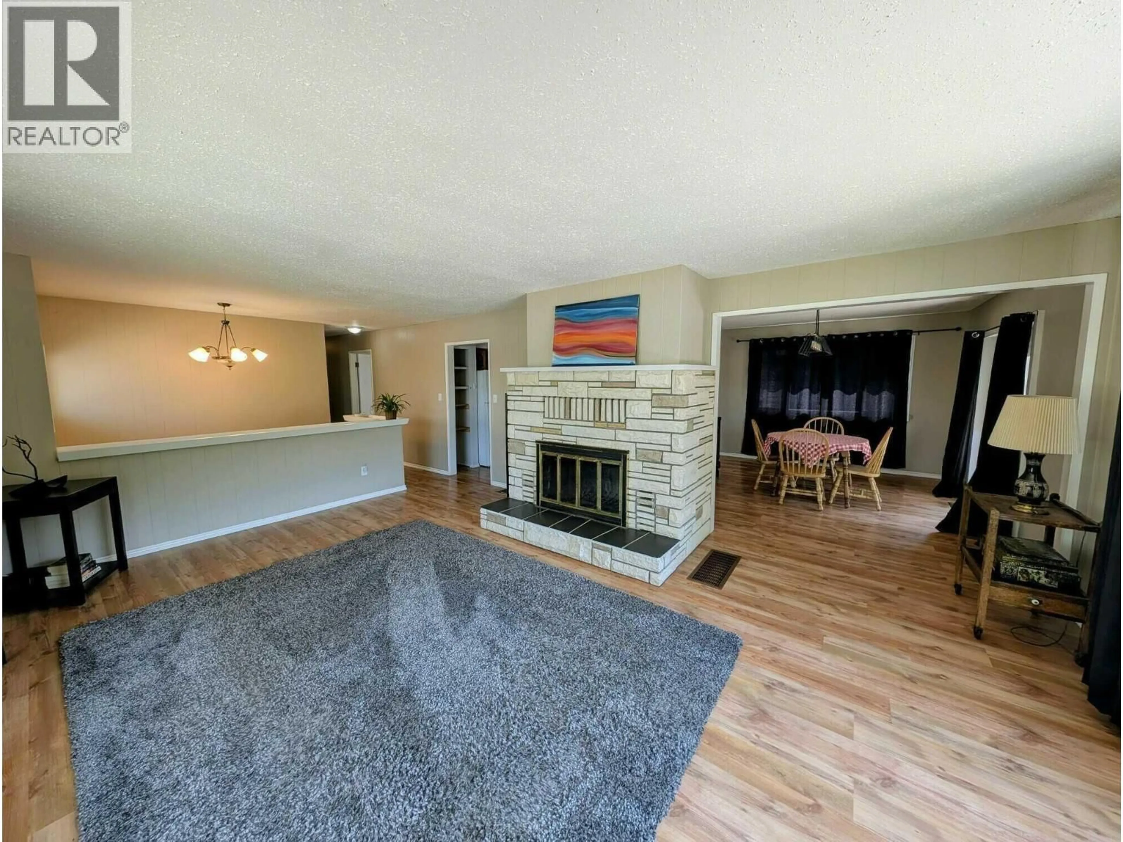 Living room with furniture, unknown for 605 HULL ROAD, Williams Lake British Columbia V2G3S8