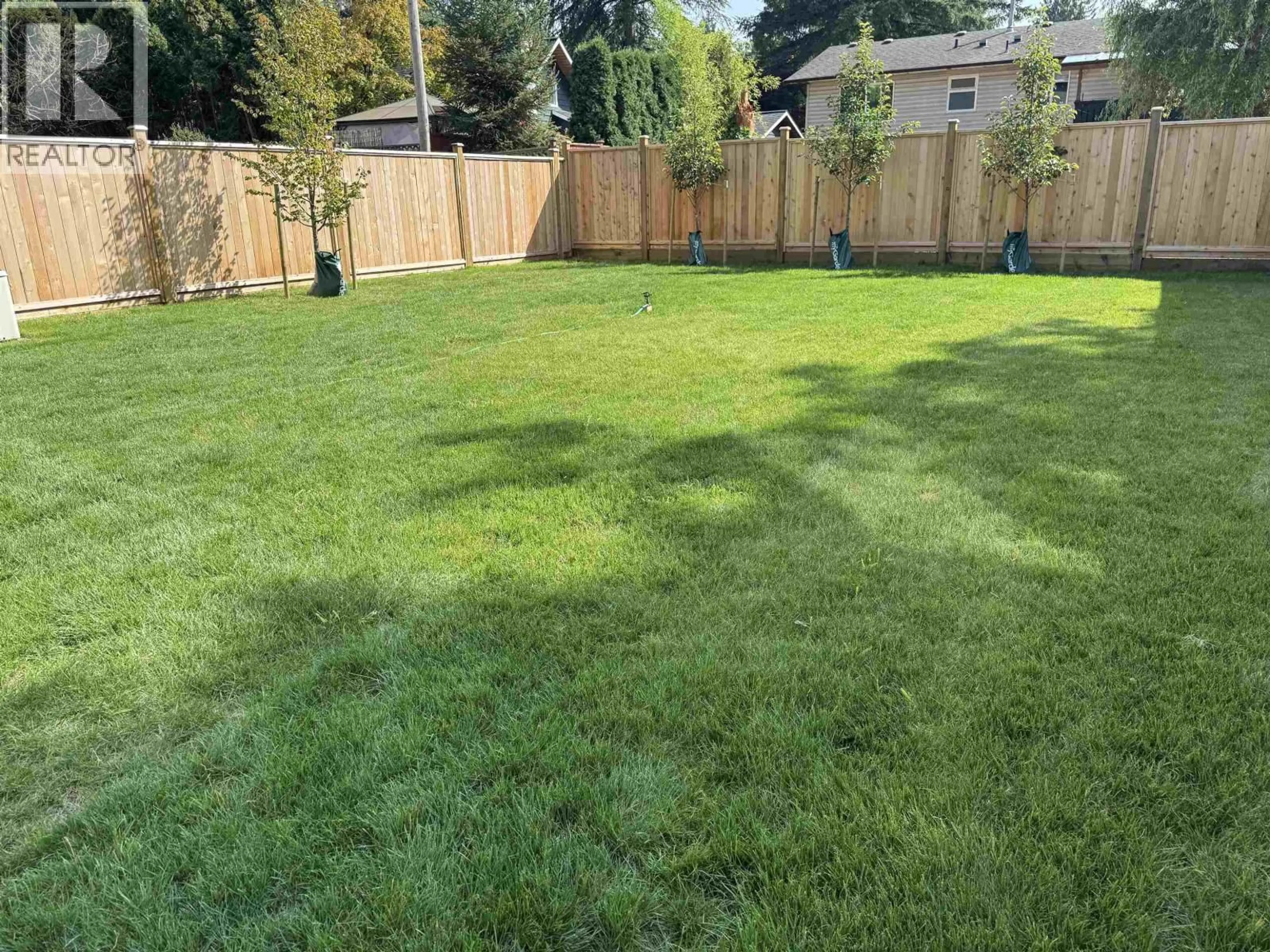 A pic from outside/outdoor area/front of a property/back of a property/a pic from drone, unknown for 19570 HAMMOND ROAD, Pitt Meadows British Columbia V3Y1L5