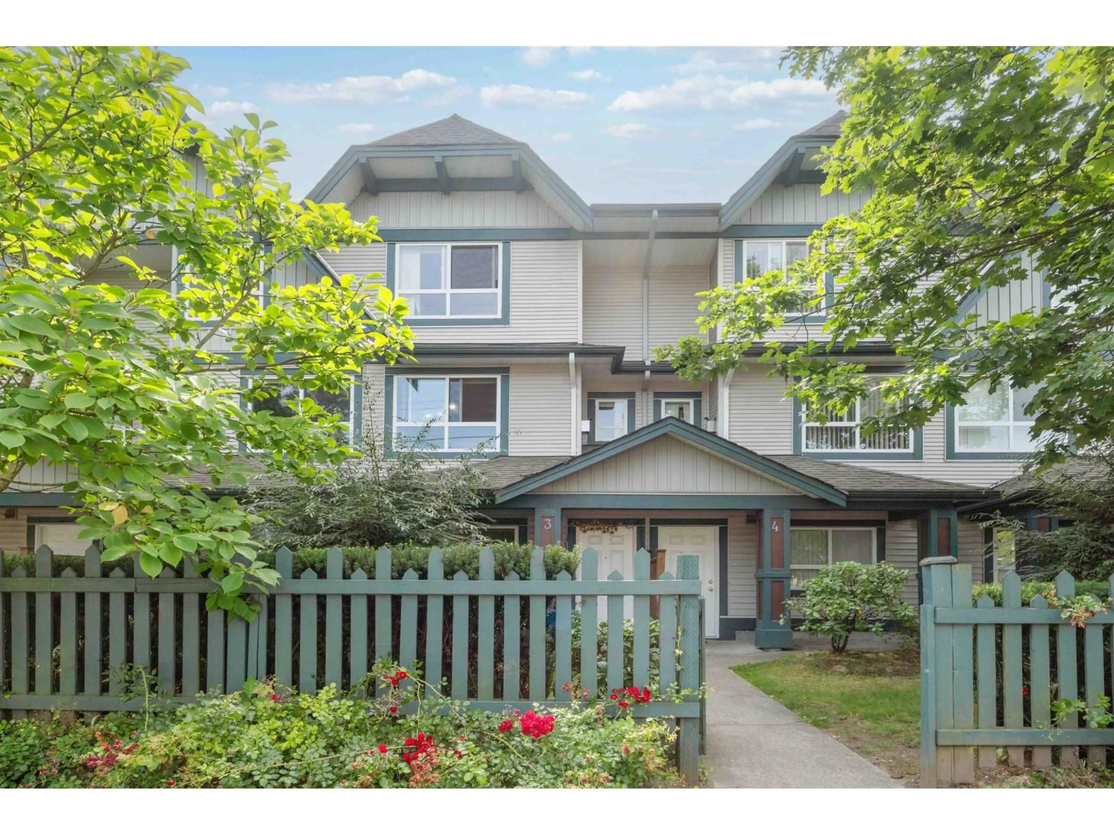 Unknown for 3 - 12730 66, Surrey British Columbia V3W1P3
