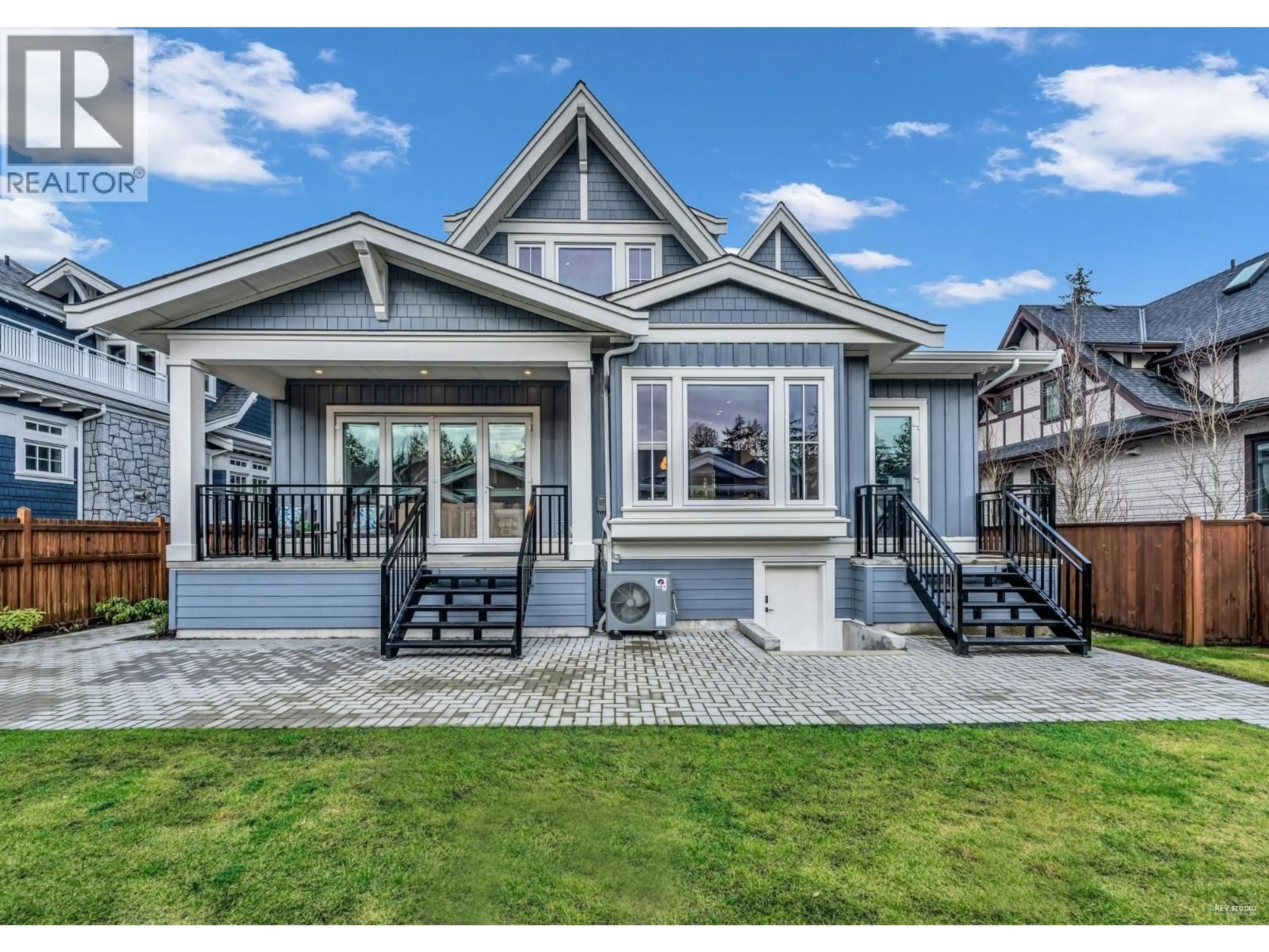 Home with vinyl exterior material, street for 3852 50TH AVENUE, Vancouver British Columbia V6N3V5