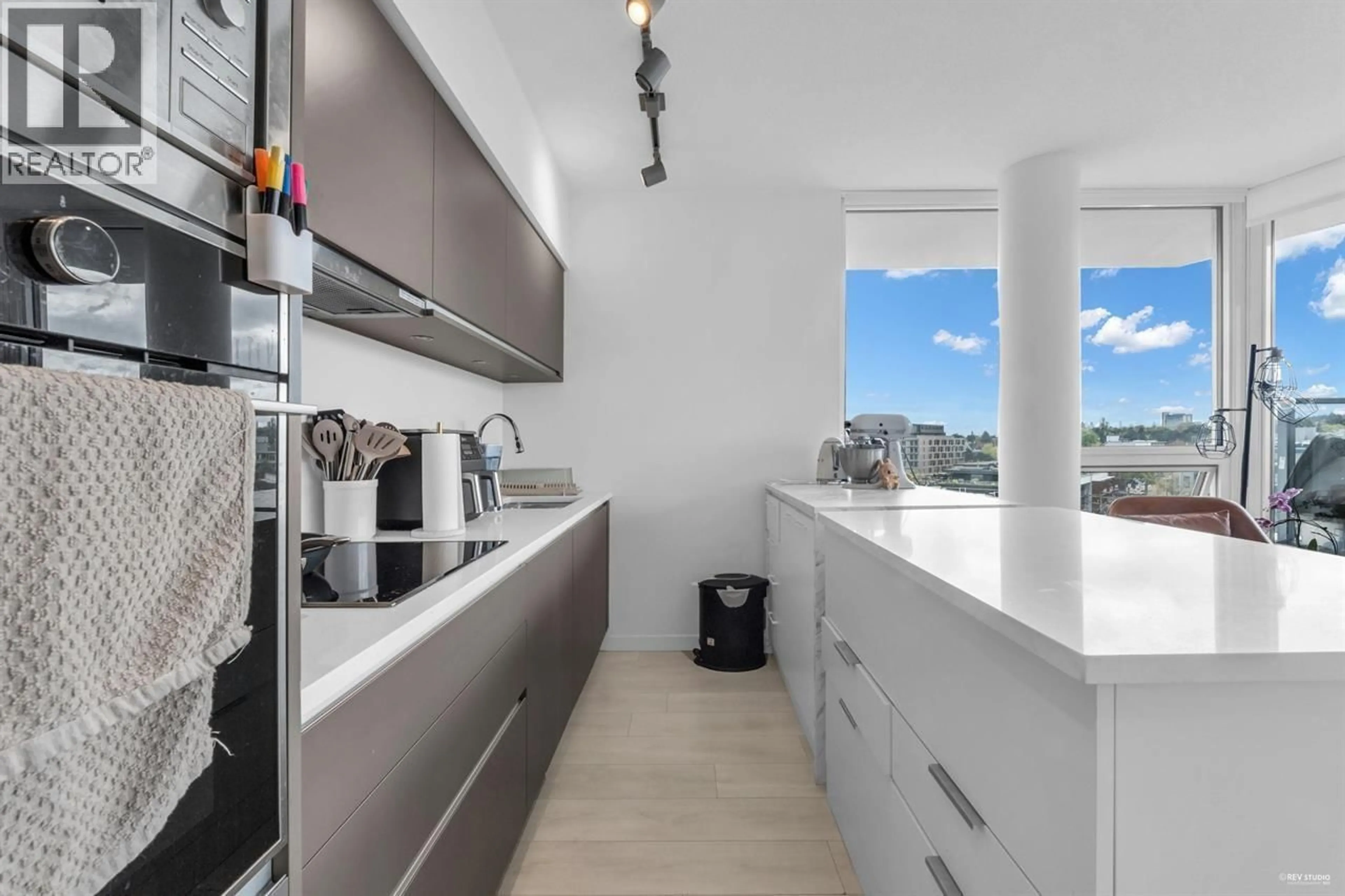 Unknown for 1015 - 180 2ND AVENUE, Vancouver British Columbia V5T0K4