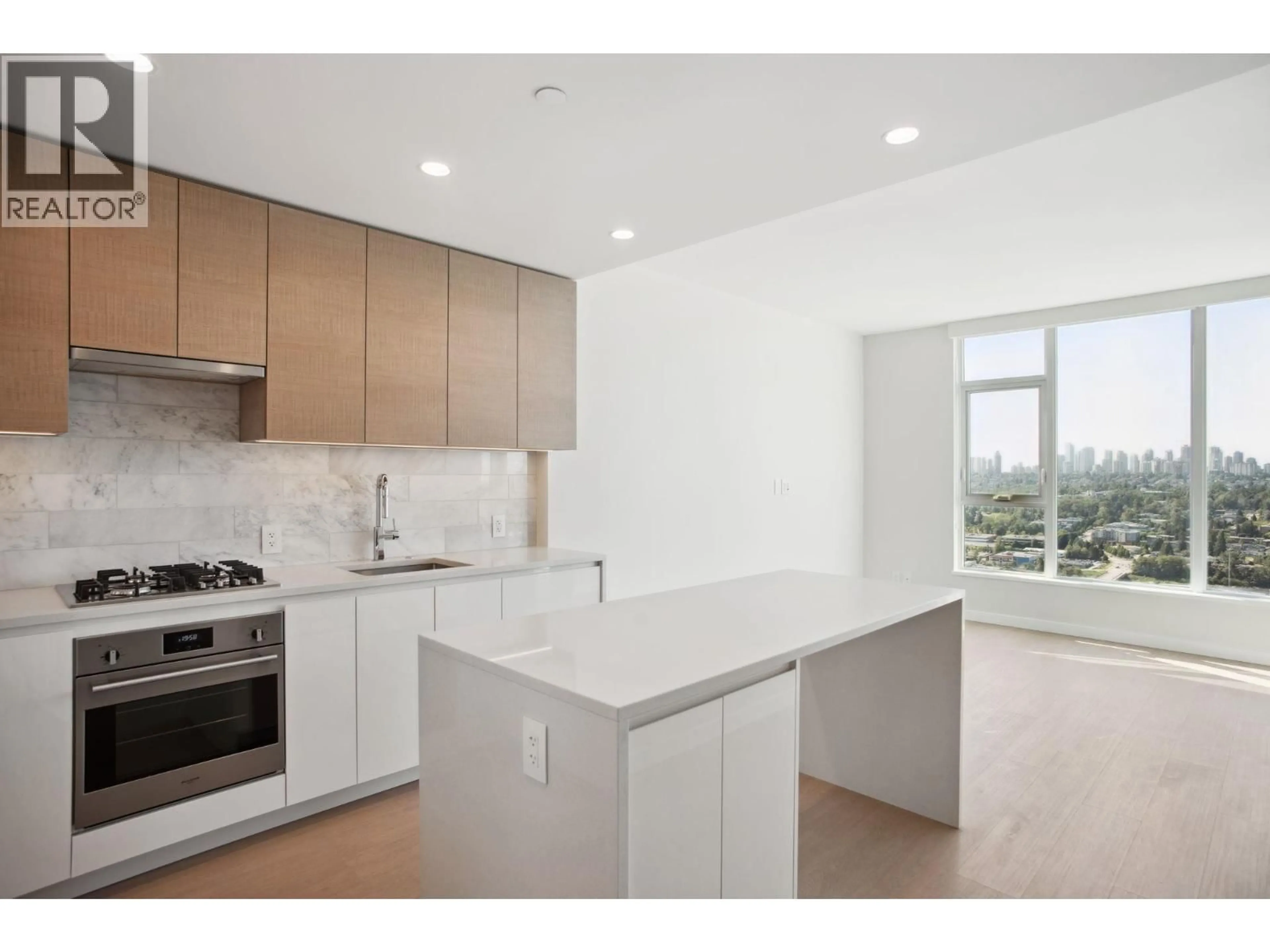 Standard kitchen, unknown for 2901 - 2186 GILMORE AVENUE, Burnaby British Columbia V5C0N7