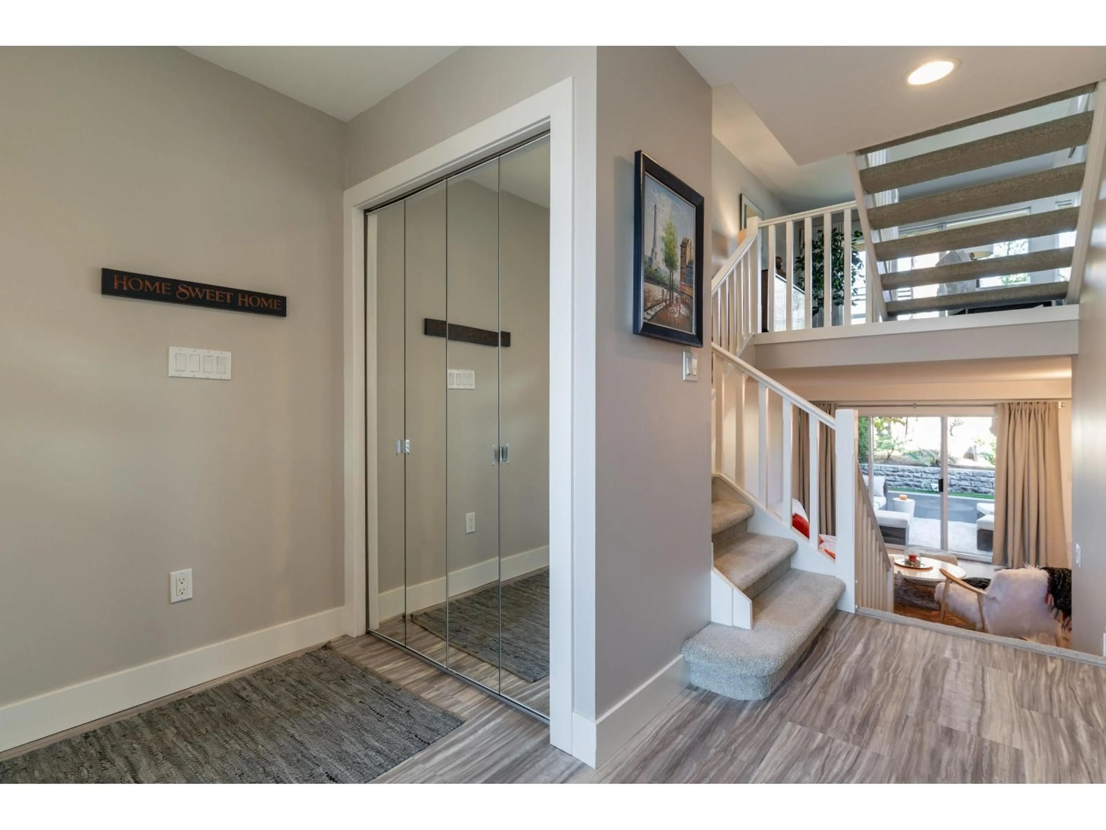 Indoor entryway for 10 - 1781 130, Surrey British Columbia V4A8R9