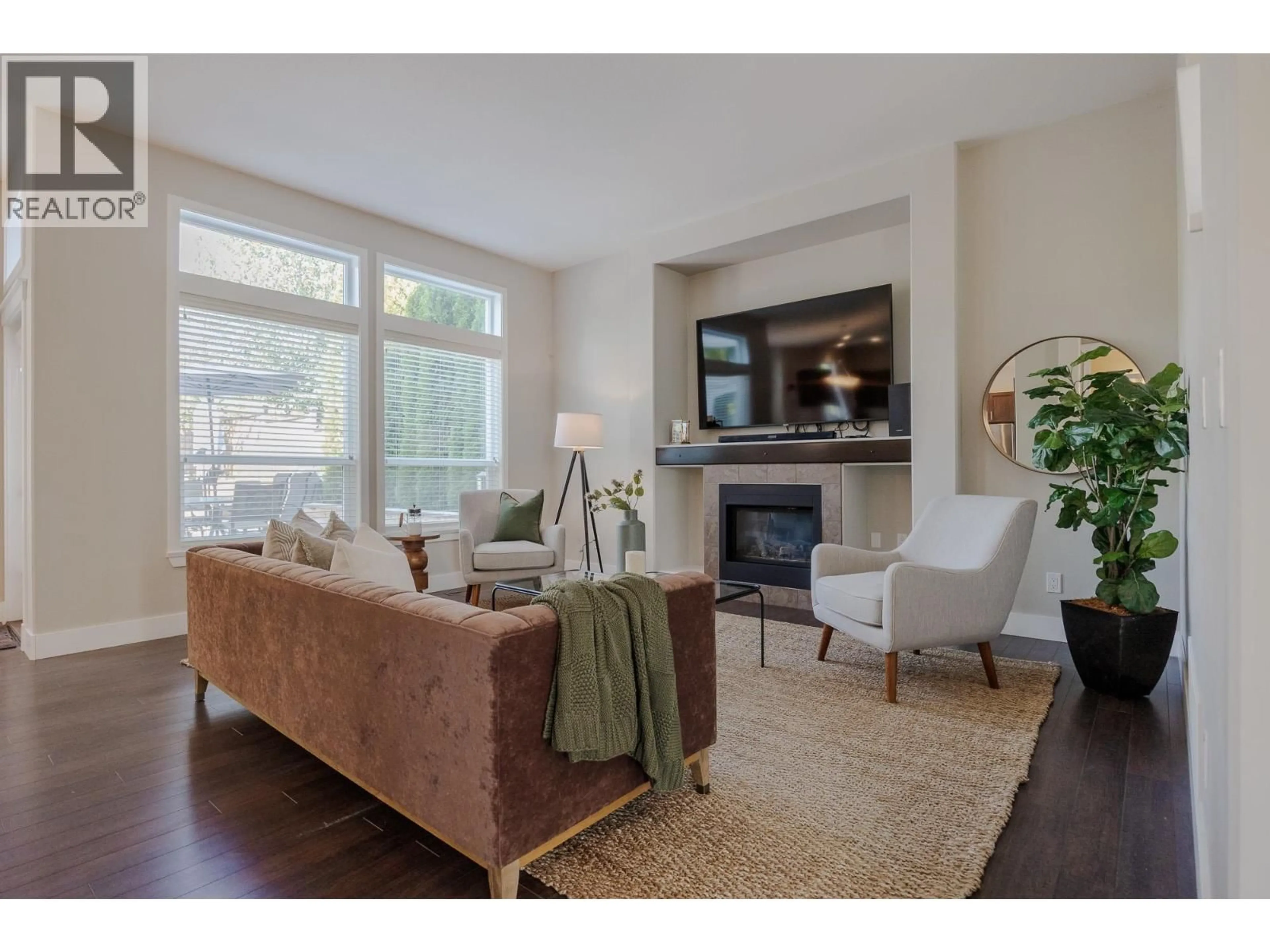 Living room with furniture, wood/laminate floor for 3405 GISLASON AVENUE, Coquitlam British Columbia V3E0C5
