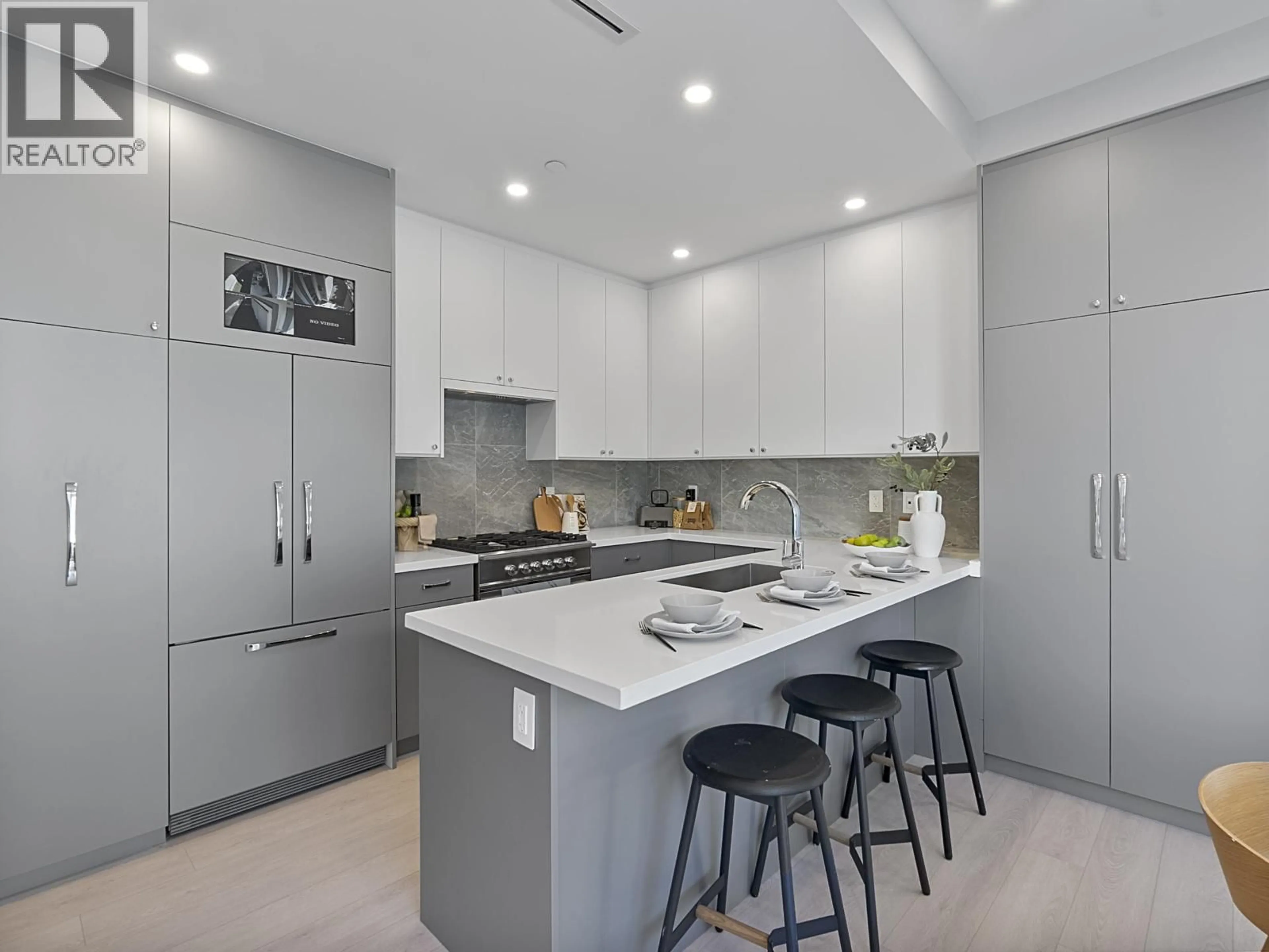Contemporary kitchen, unknown for 885 KING EDWARD AVENUE, Vancouver British Columbia V5V2E4