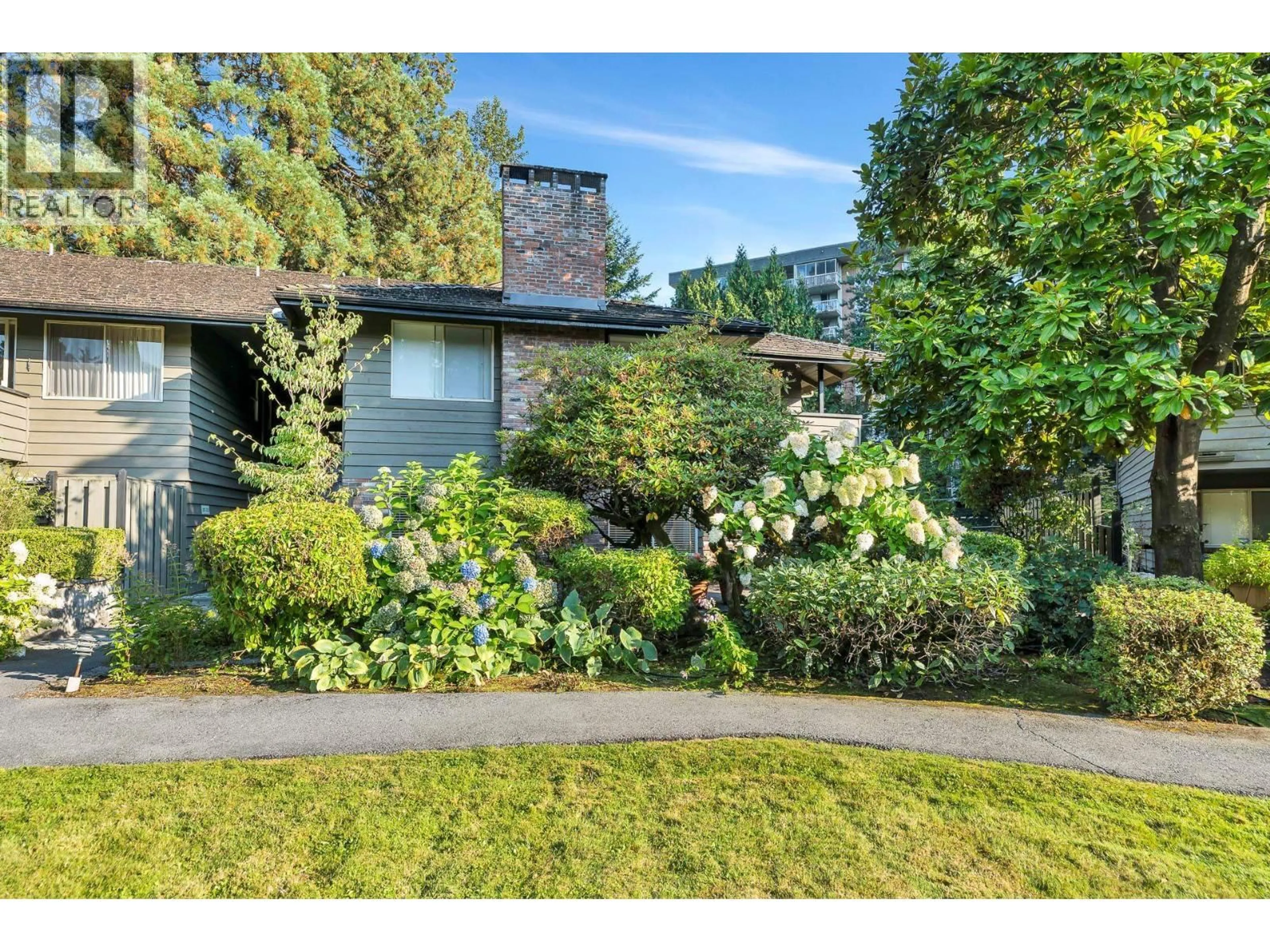 Unknown for 208 - 235 KEITH ROAD, West Vancouver British Columbia V7T1L5