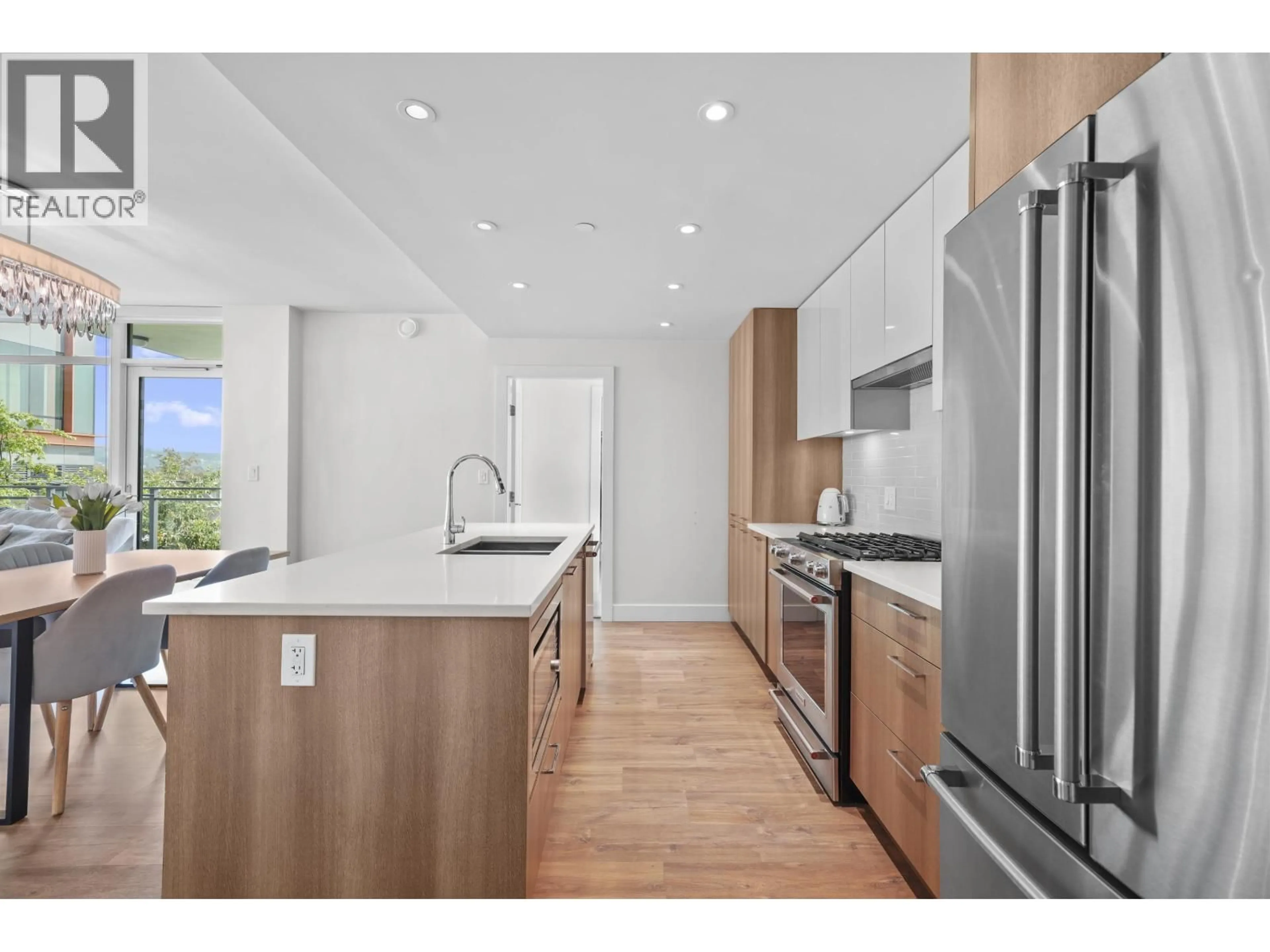 Open concept kitchen, unknown for 209 - 258 NELSON'S COURT, New Westminster British Columbia V3L0J9
