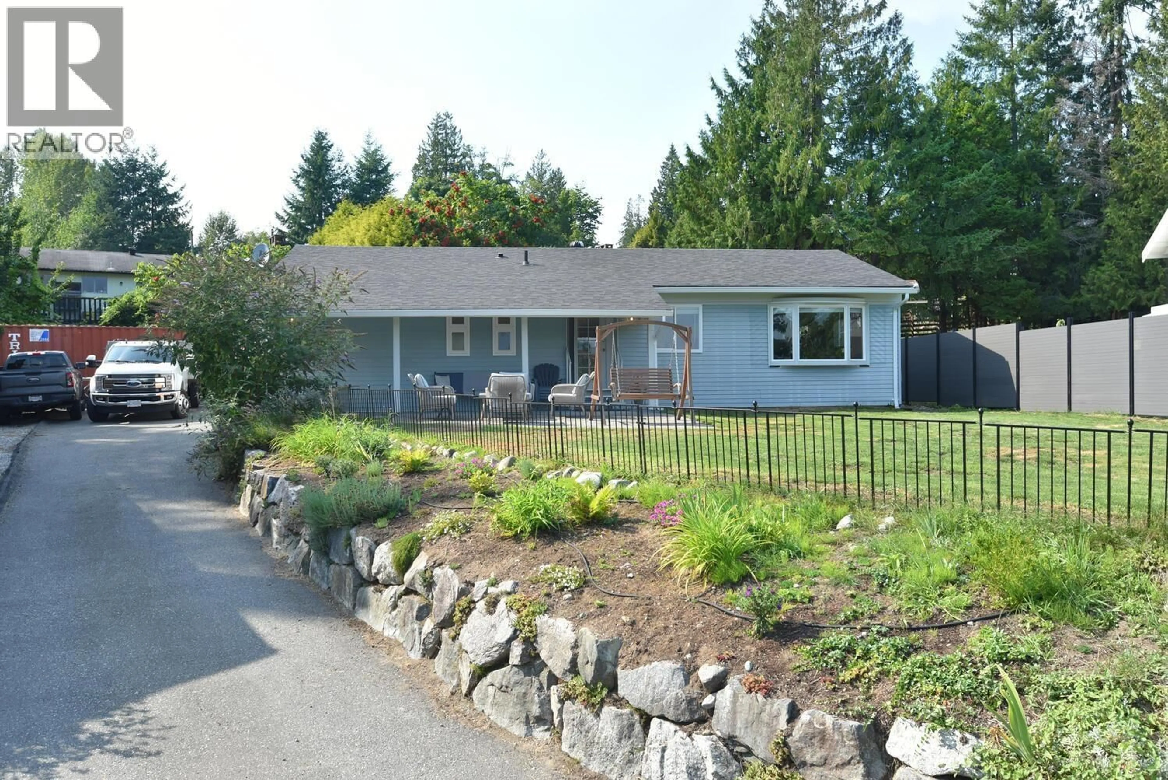Unknown for 681 FAIRMONT ROAD, Gibsons British Columbia V0N1V9