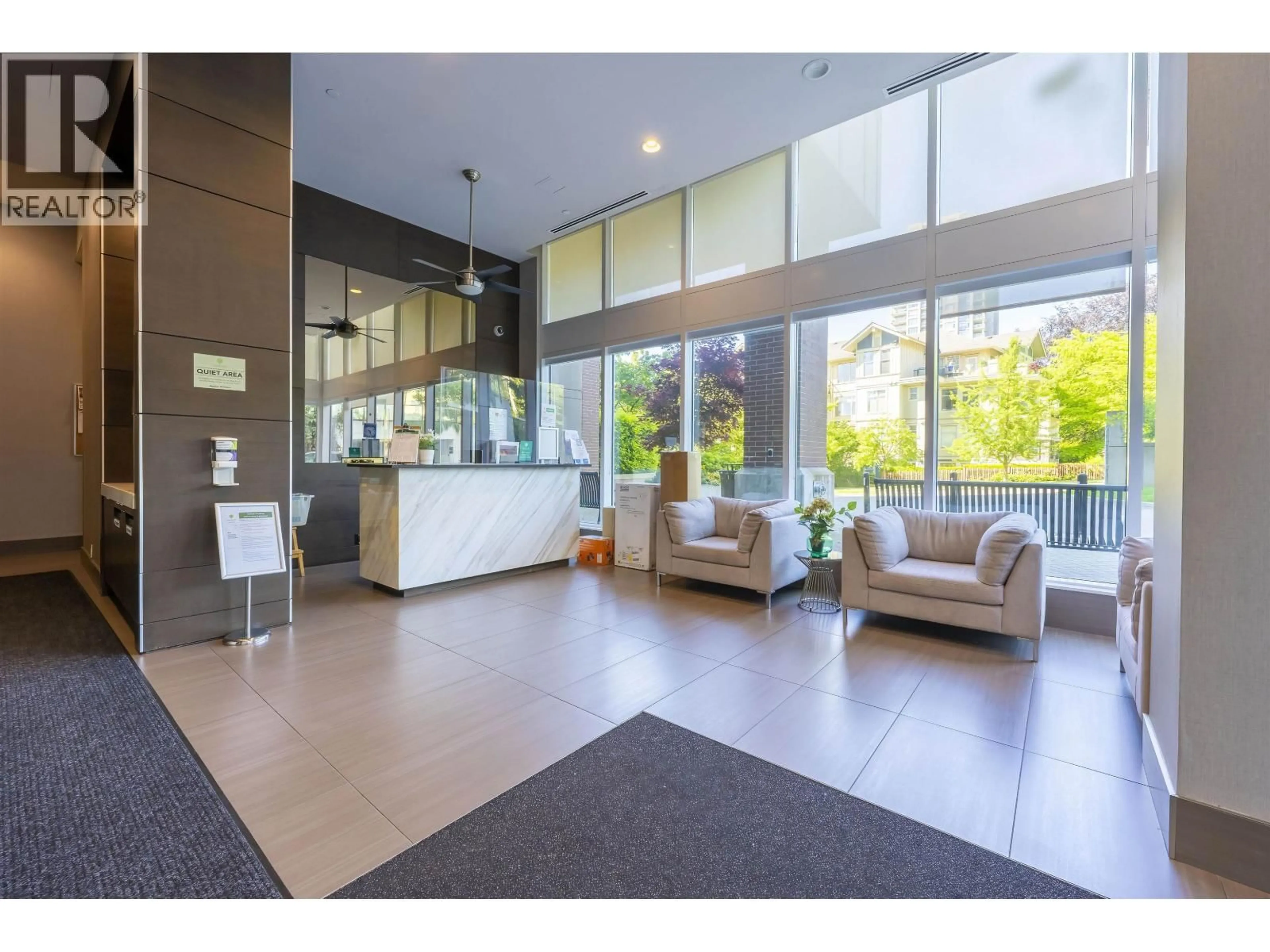 Indoor foyer for 1009 - 271 FRANCIS WAY, New Westminster British Columbia V3L0H2