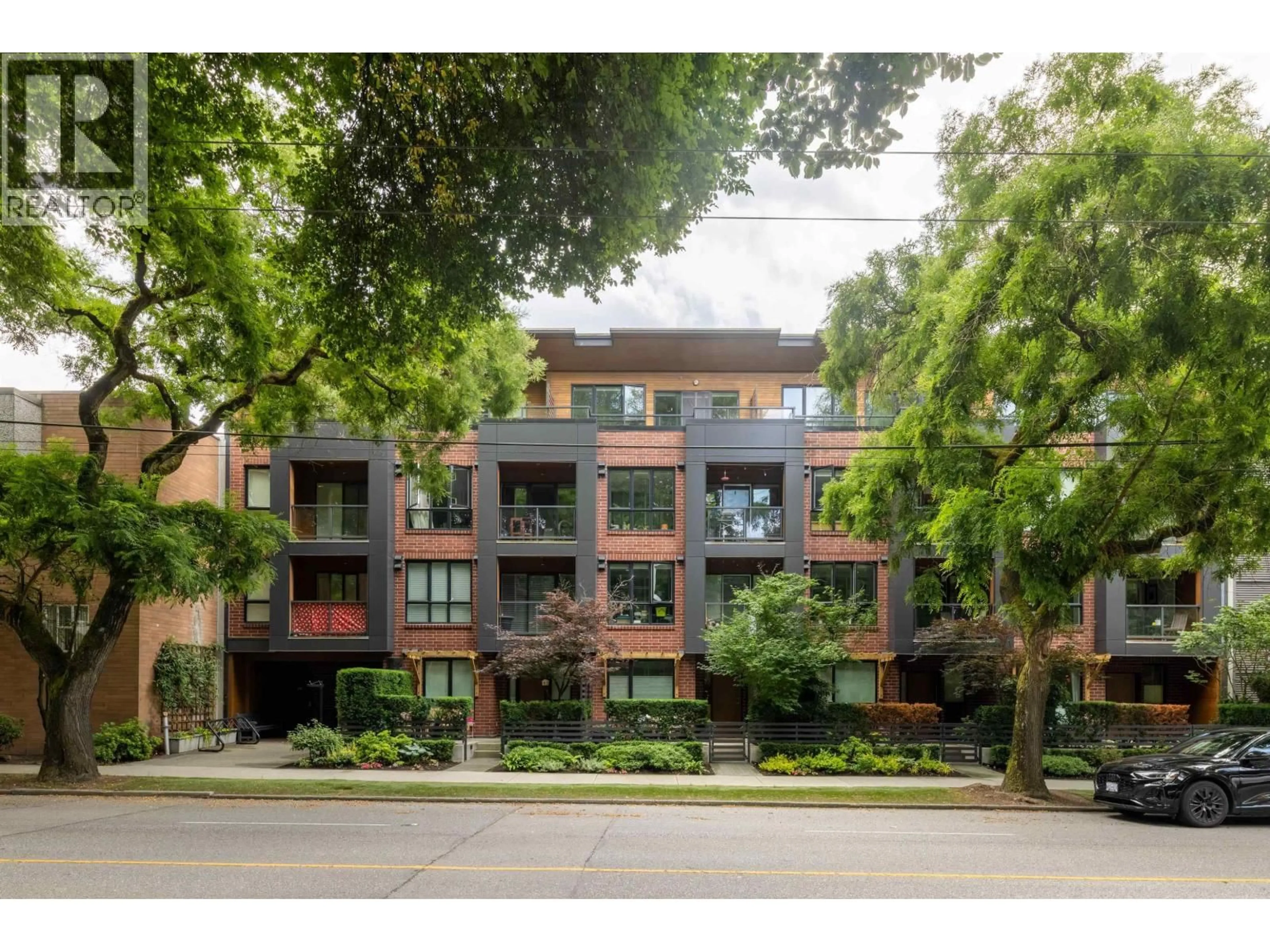 Home with brick exterior material, street for 203 - 2020 12TH AVENUE, Vancouver British Columbia V6J0C5