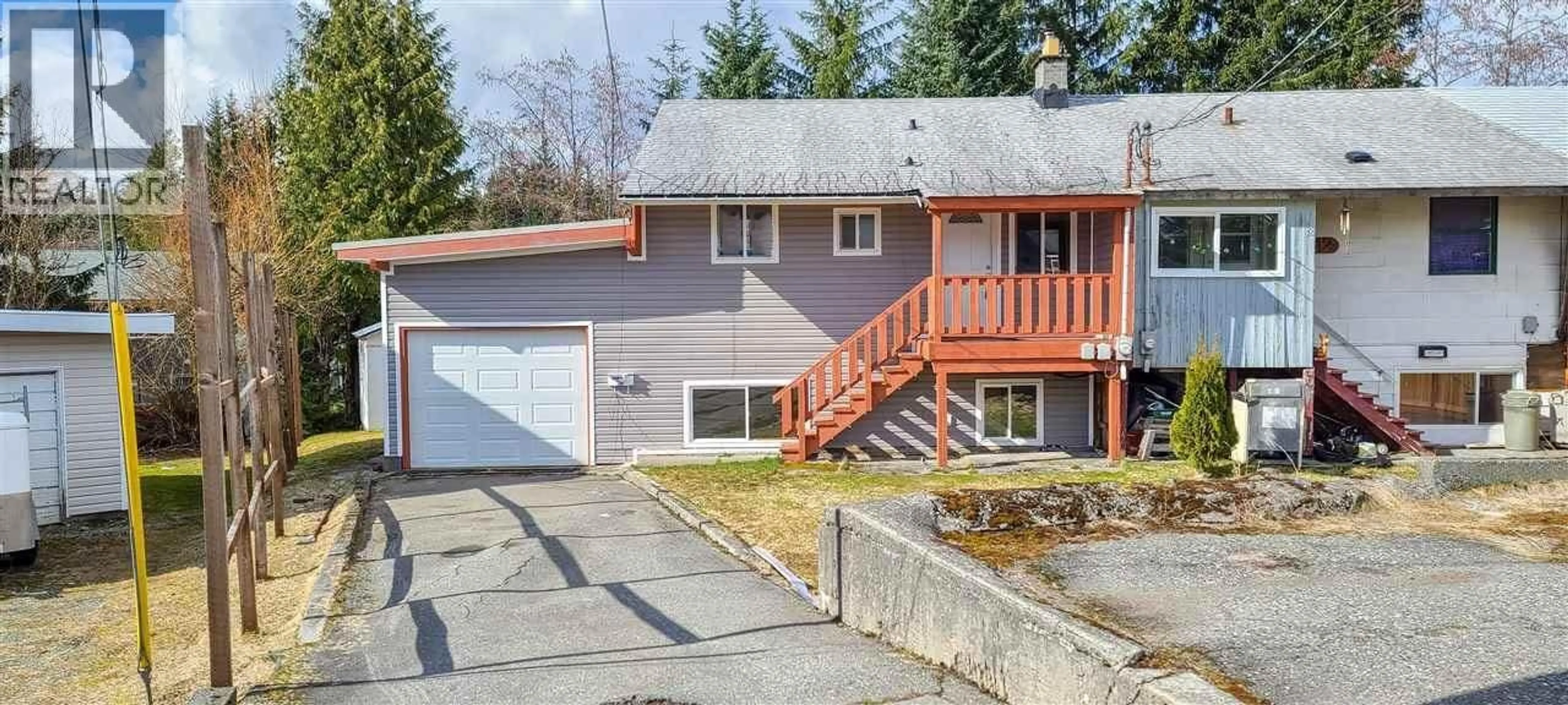 Home with vinyl exterior material, street for 10 GANDER CRESCENT, Kitimat British Columbia V8C1P5