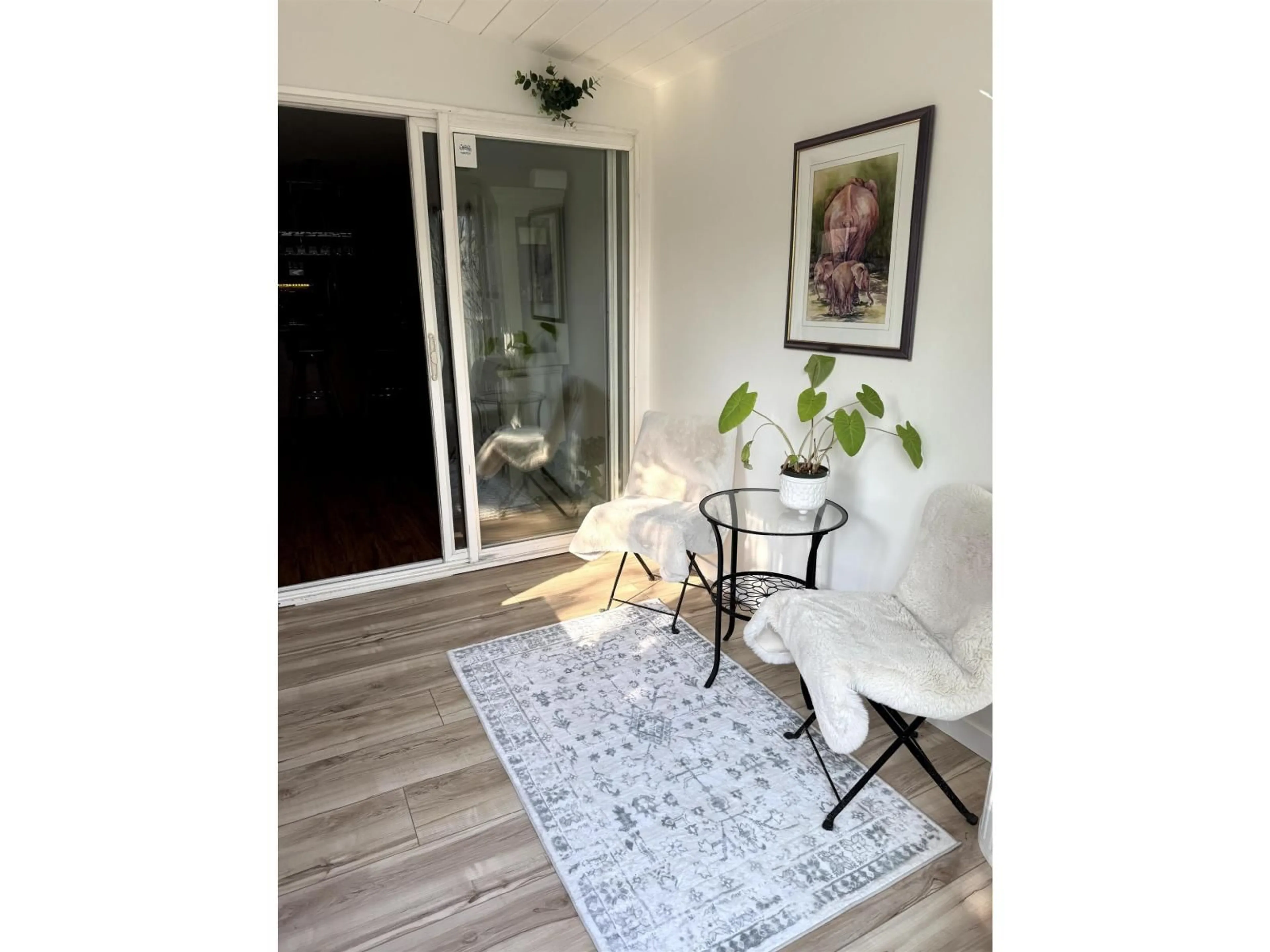 Indoor entryway for 118 SPRINGFIELD, Langley British Columbia V4W3K8
