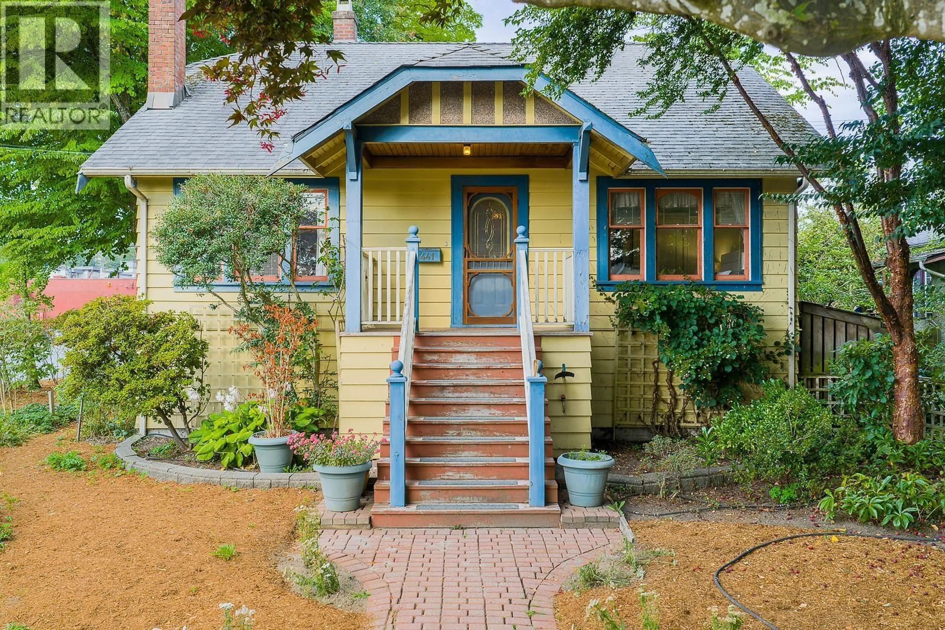 Home with brick exterior material, street for 441 KELLY STREET, New Westminster British Columbia V3L3T8