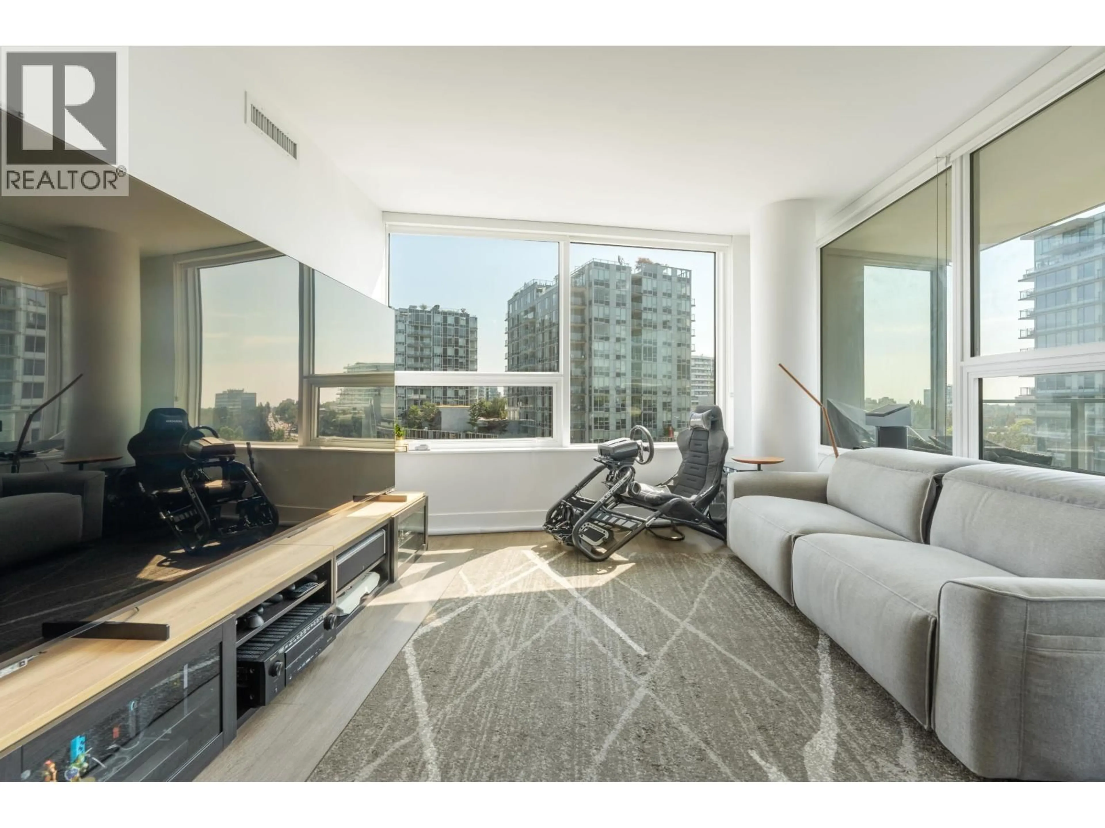 Unknown for 703 - 5508 HOLLYBRIDGE WAY, Richmond British Columbia V7C0C7
