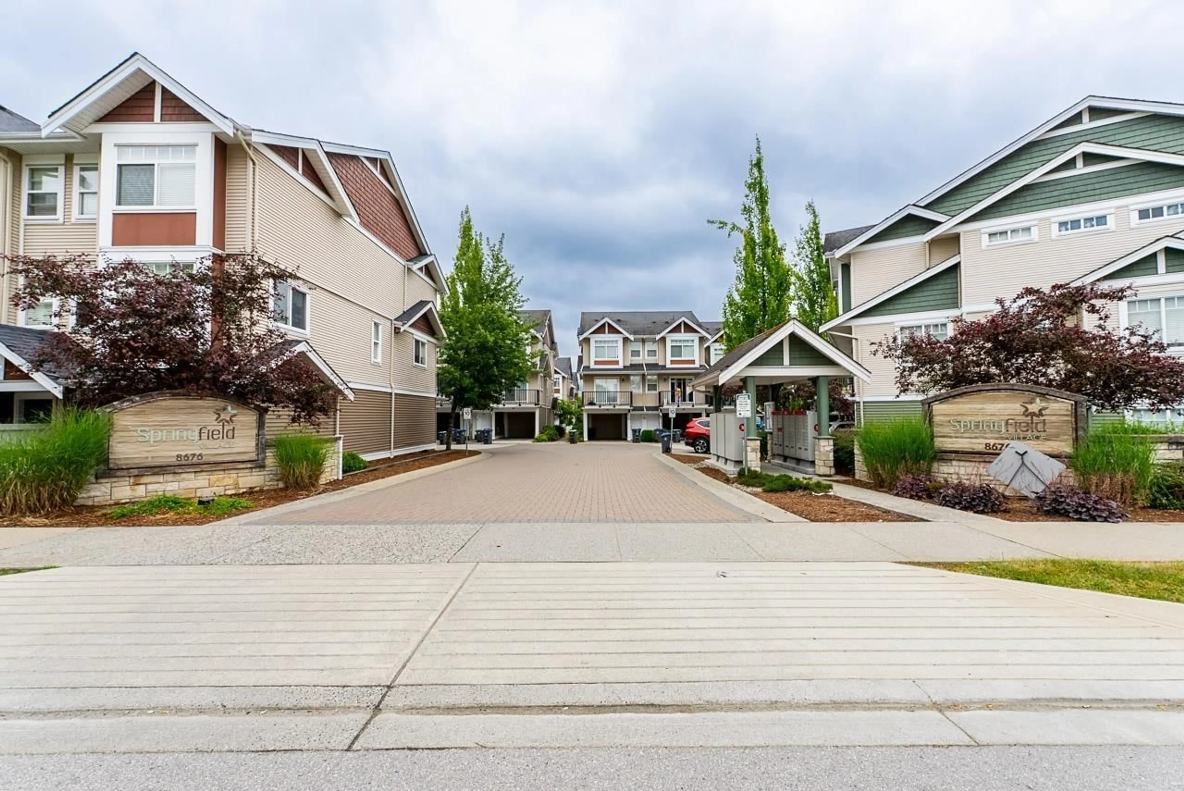 Patio, street for 64 - 8676 158, Surrey British Columbia V4N5W3