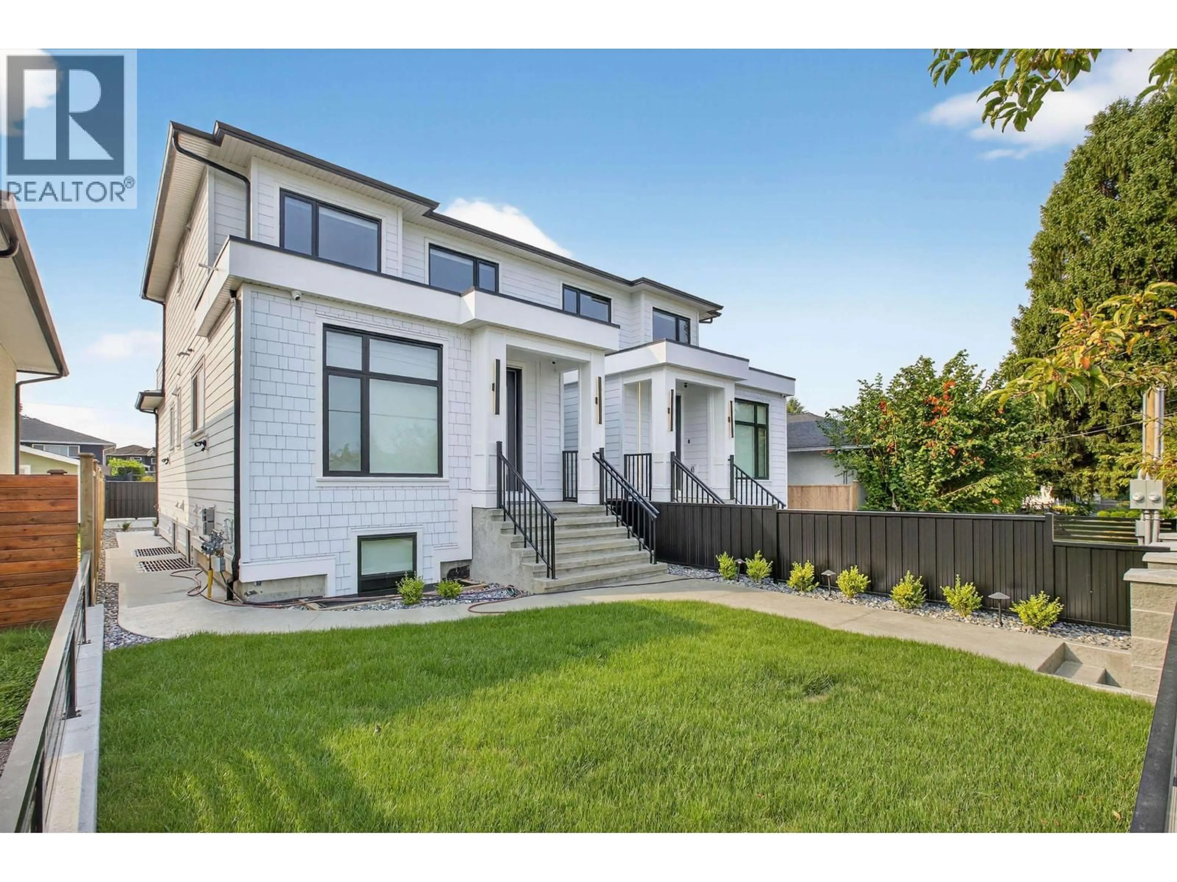 Home with vinyl exterior material, street for 6928 CARNEGIE STREET, Burnaby British Columbia V5B1Y5