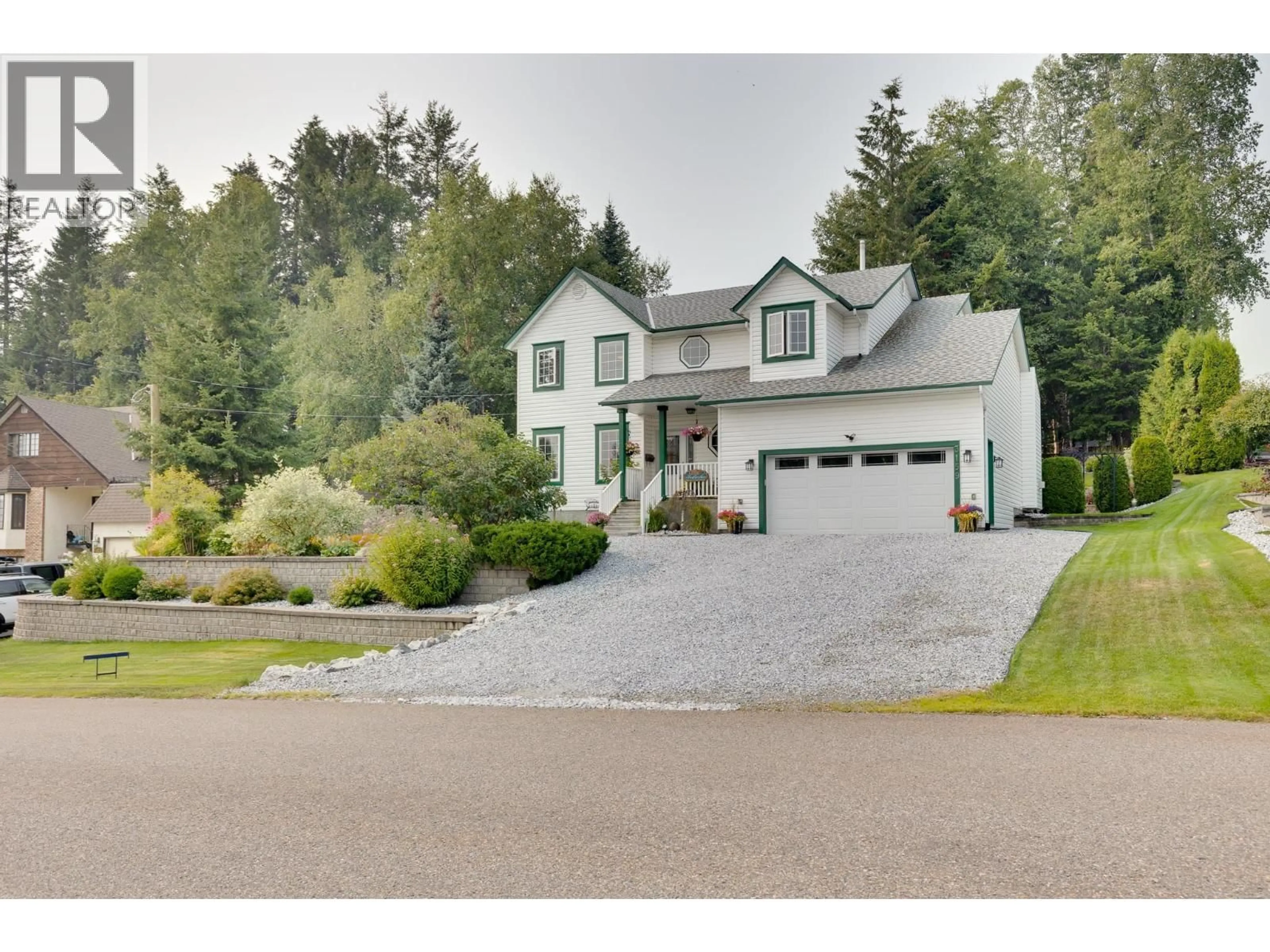 Home with vinyl exterior material, street for 3159 WALLACE CRESCENT, Prince George British Columbia V2K3V5