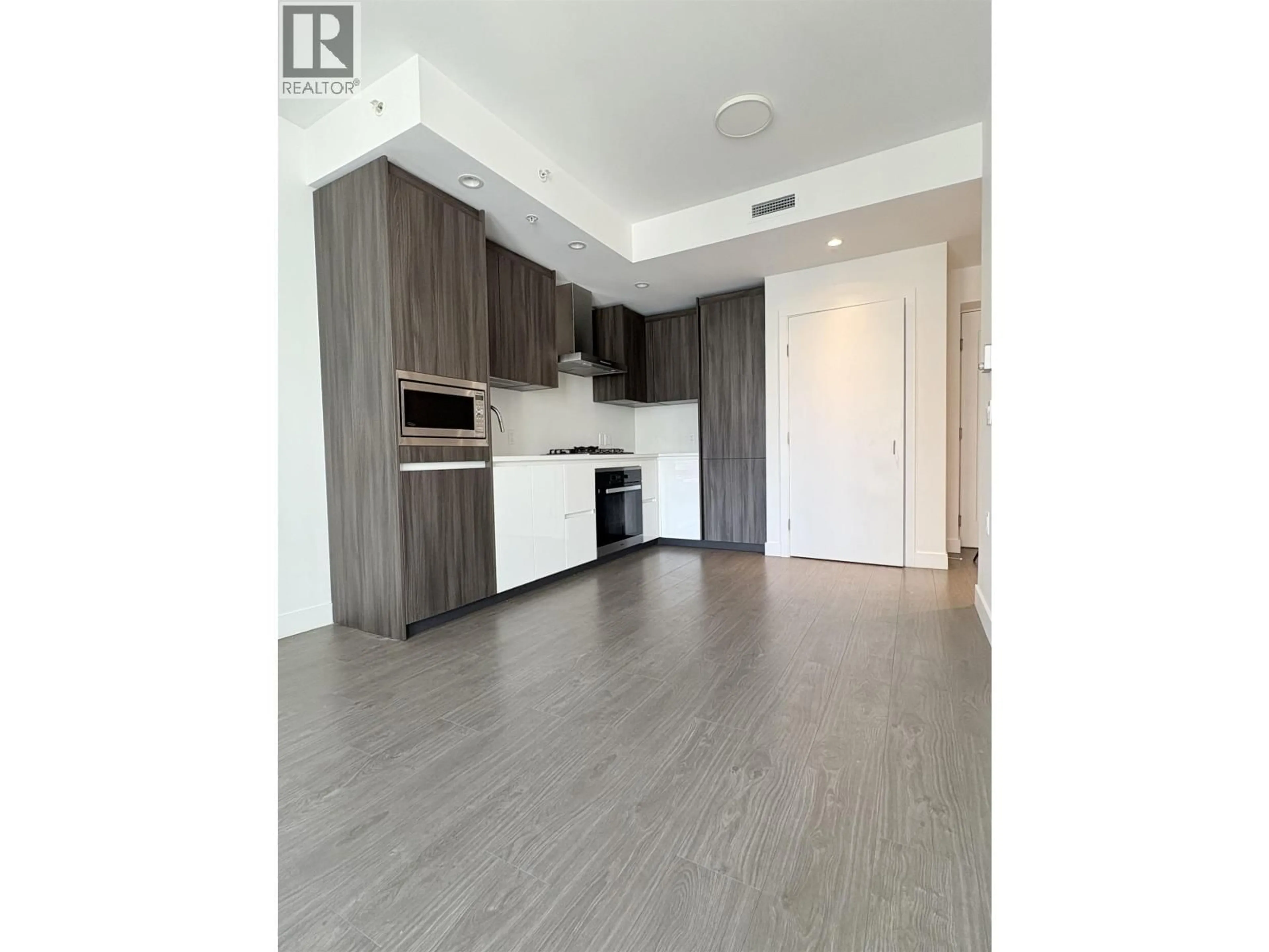 Unknown for 1004 - 6328 NO. 3 ROAD, Richmond British Columbia V6Y0L6