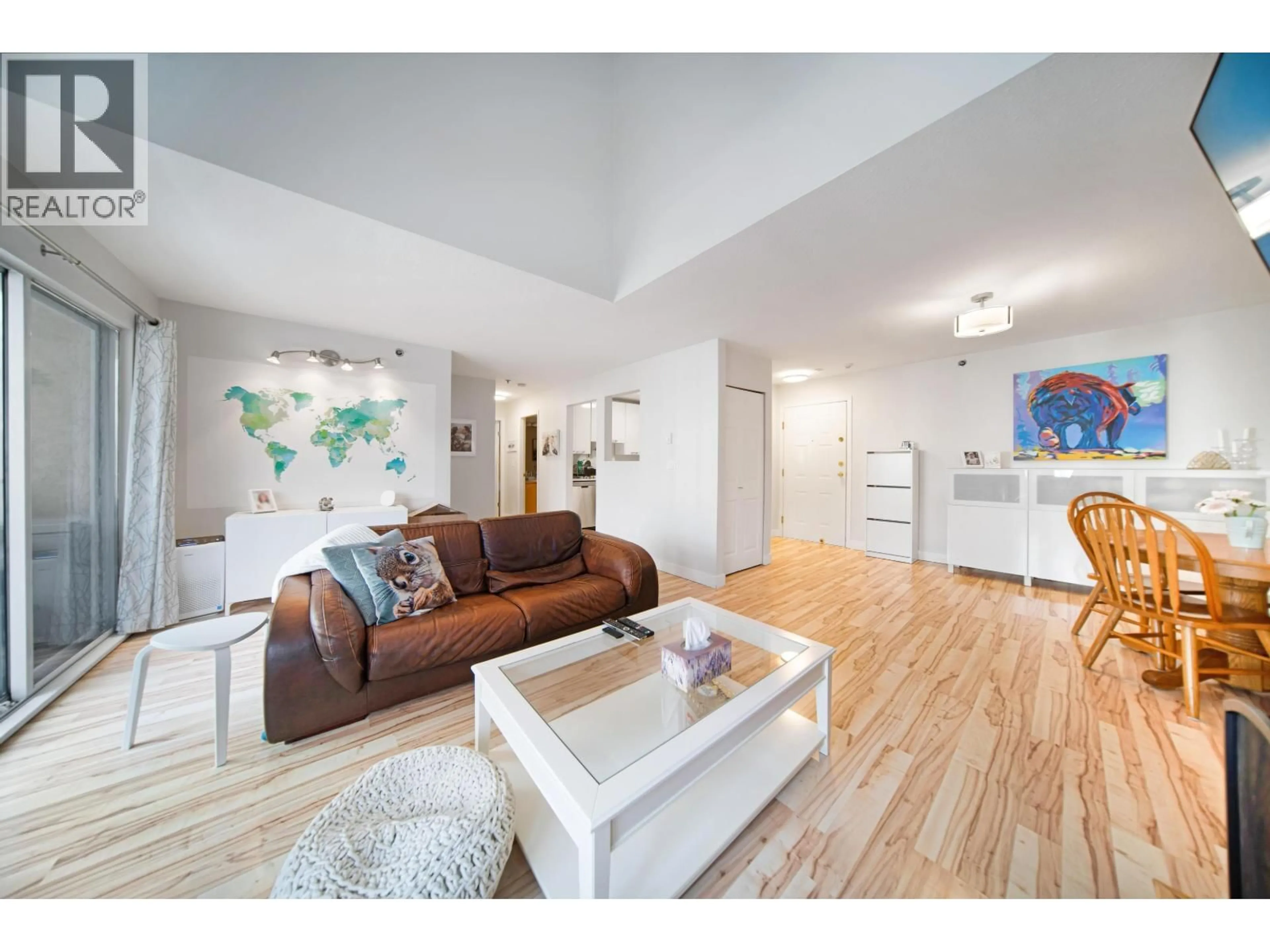 Living room with furniture, wood/laminate floor for 1175 HEFFLEY CRESCENT, Coquitlam British Columbia V3B7J2