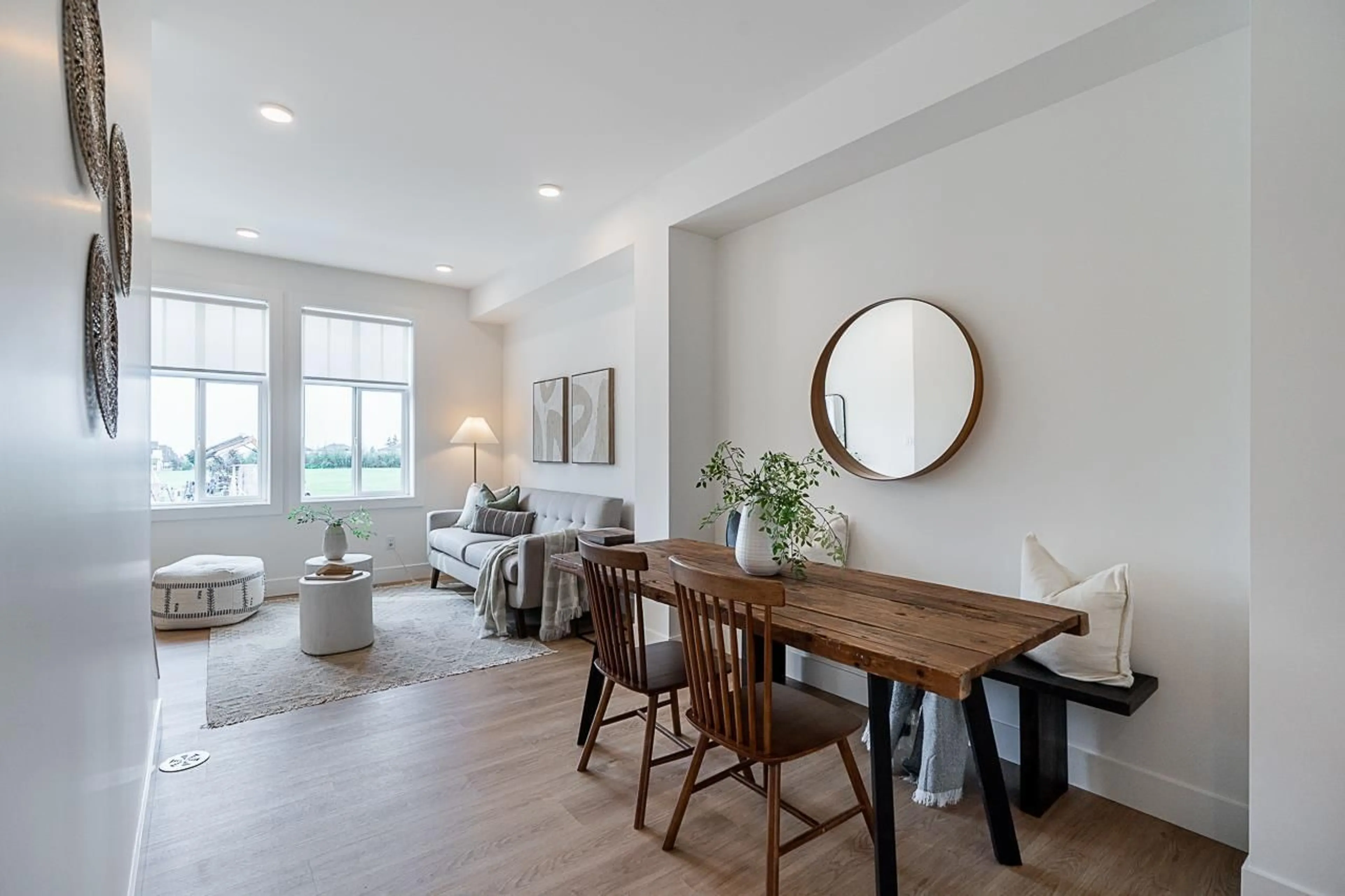 Living room with furniture, wood/laminate floor for 190 - 2350 165, Surrey British Columbia V3Z1J9