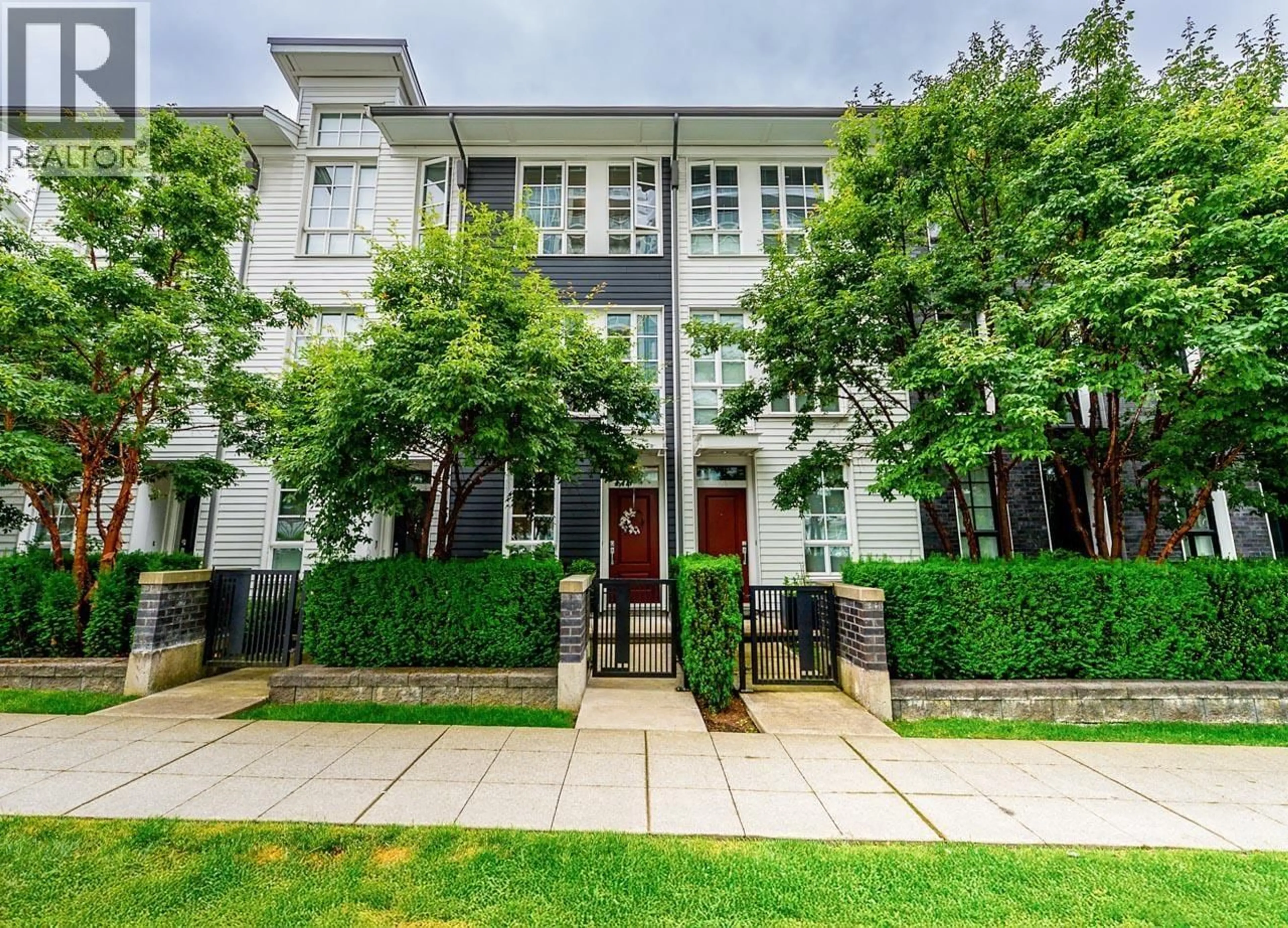 Home with brick exterior material, street for 107 - 528 FOSTER AVENUE, Coquitlam British Columbia V3J0E3