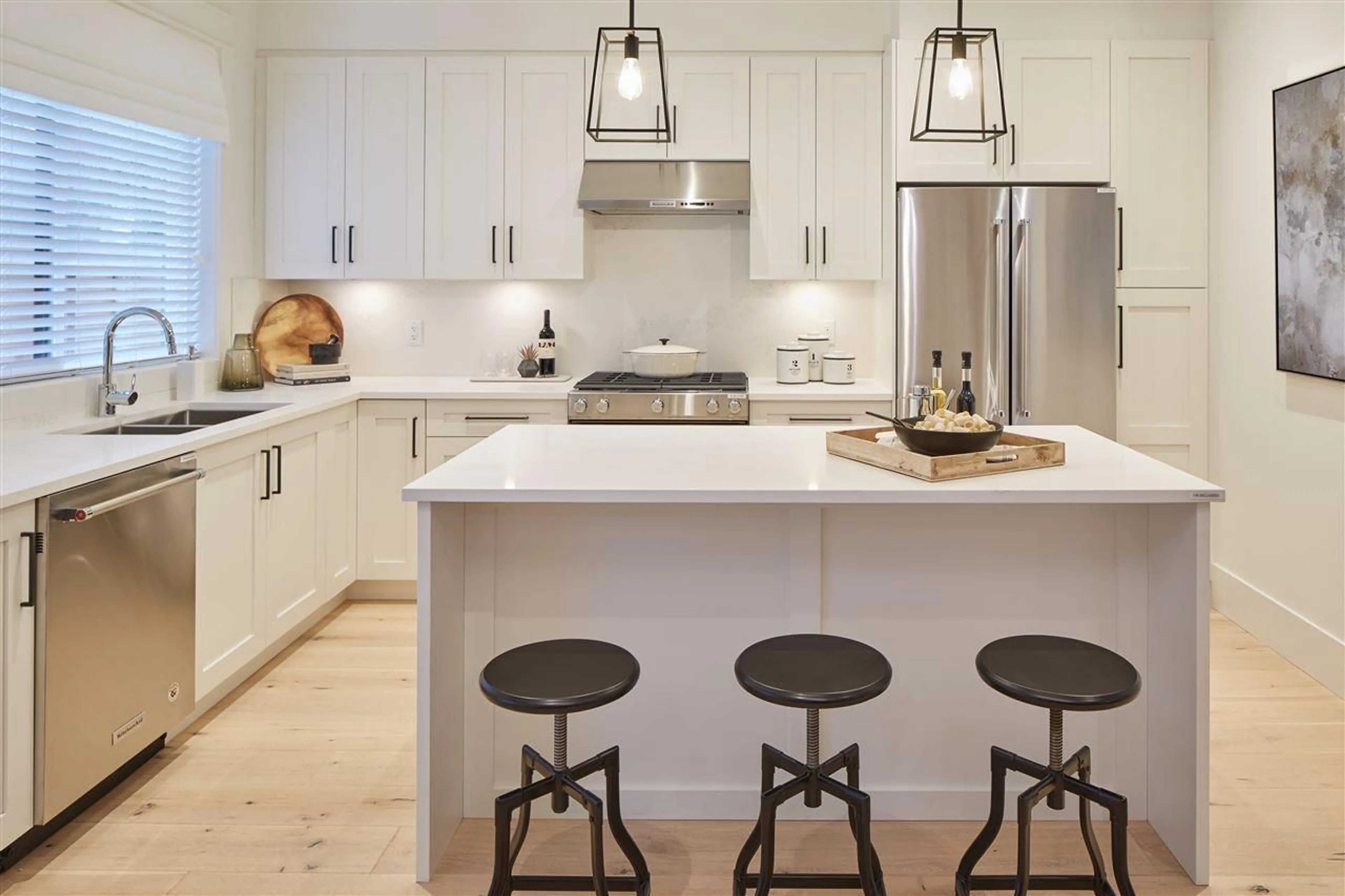 Contemporary kitchen, unknown for 3 - 8425 VENTURE, Surrey British Columbia V4N6S5