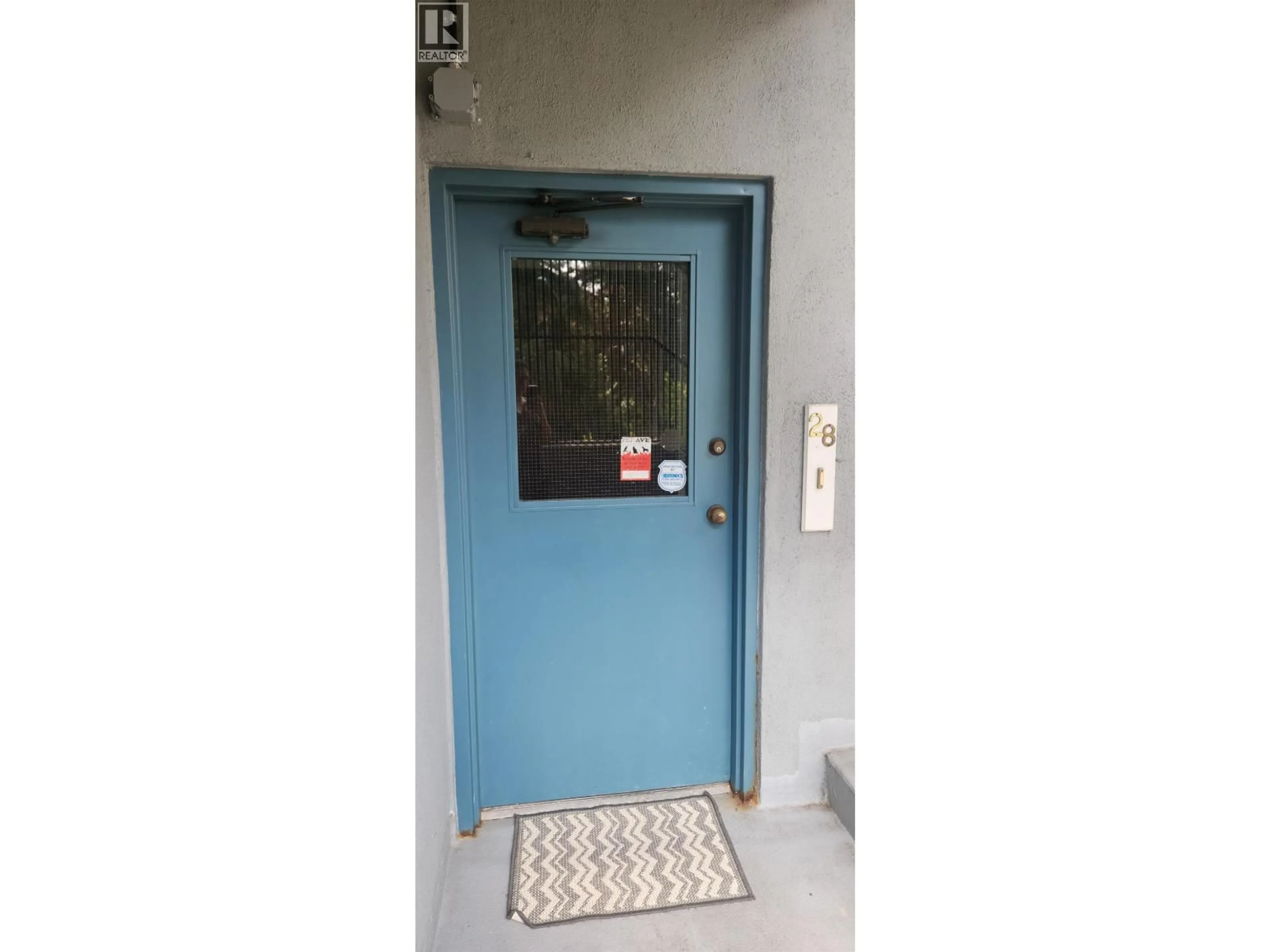 Indoor foyer for 28 - 1345 4TH AVENUE, Vancouver British Columbia V6H3Y8