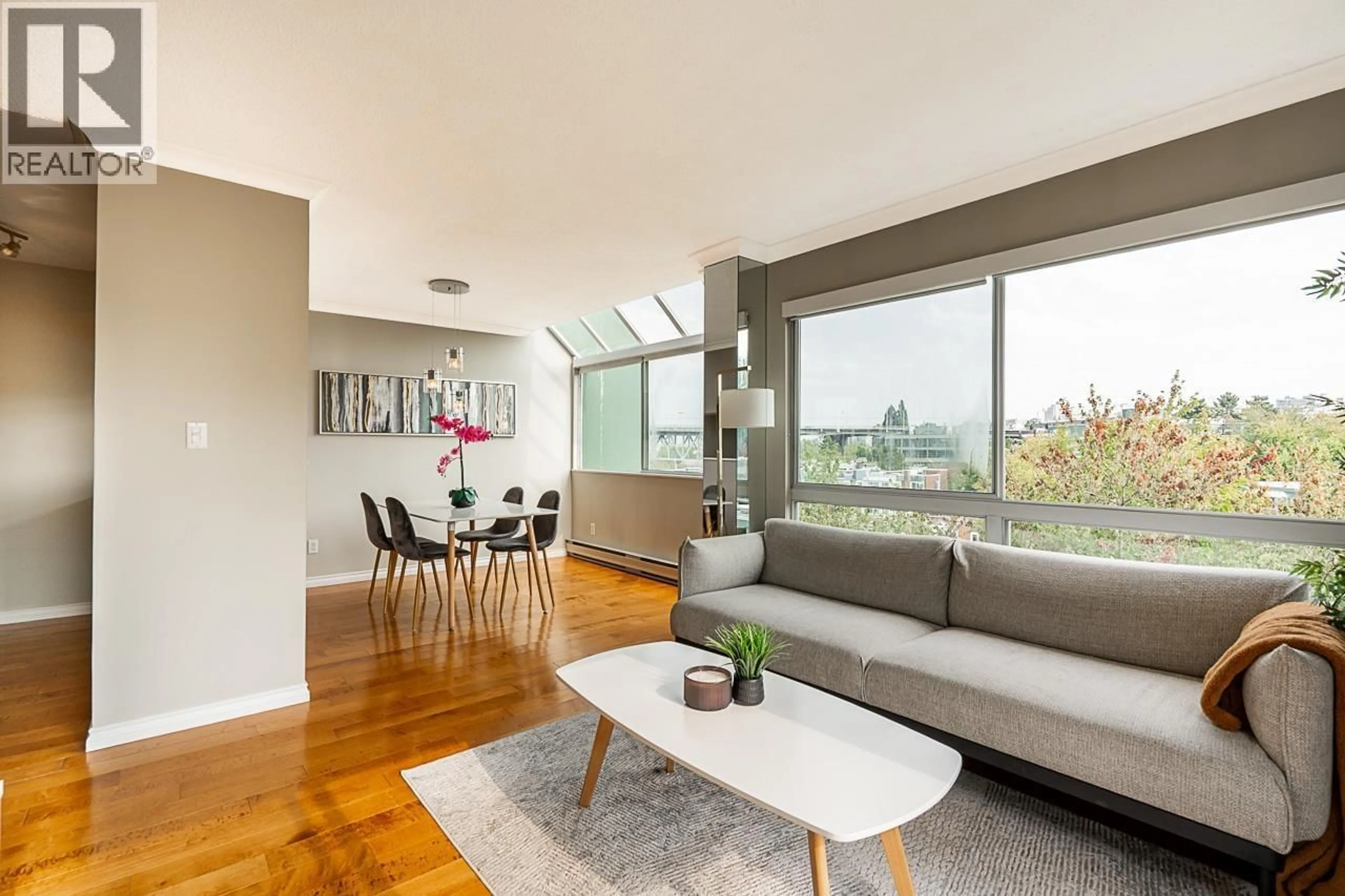 Living room with furniture, unknown for 601 - 1510 1ST AVENUE, Vancouver British Columbia V6J4S3