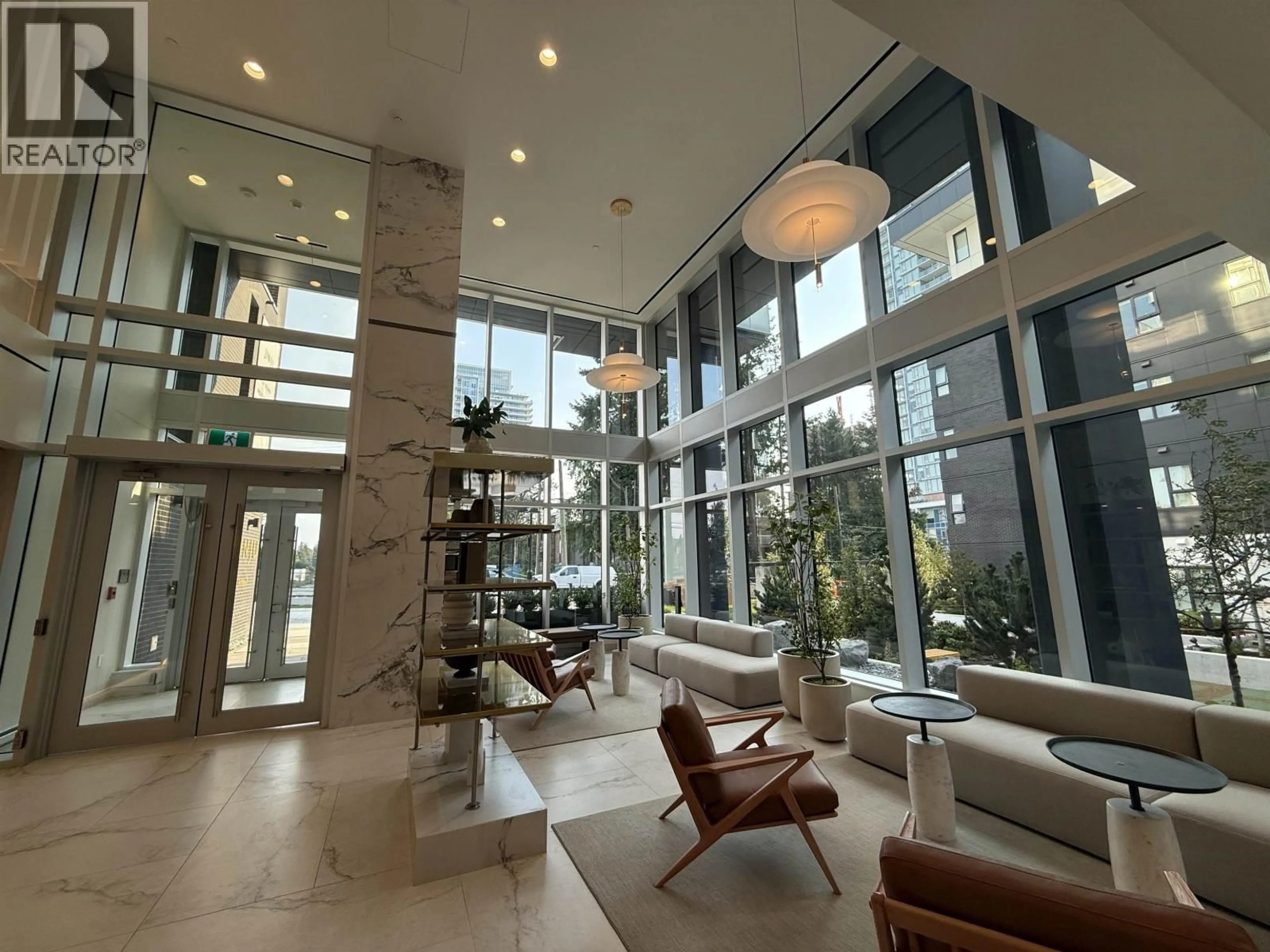 Lobby for 3204 - 537 COTTONWOOD AVENUE, Coquitlam British Columbia V3J0S4