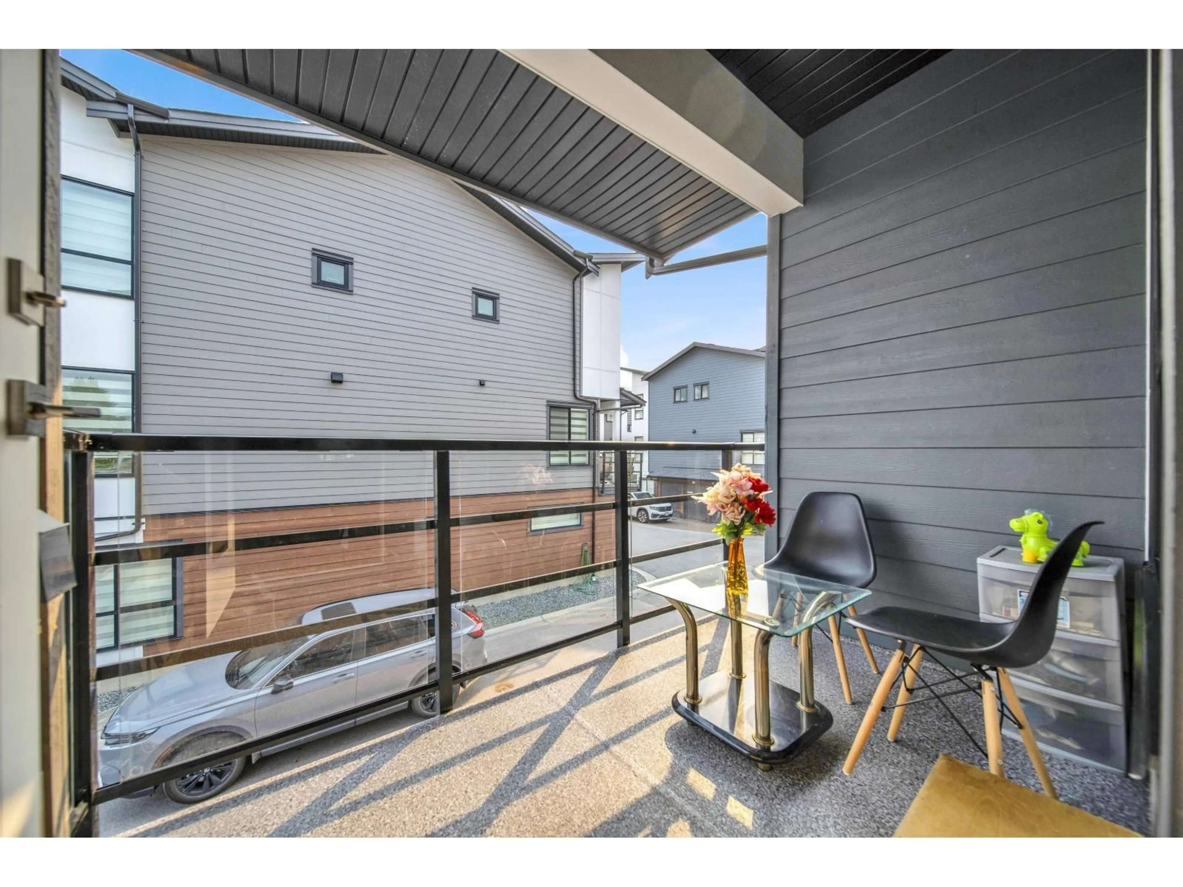 Patio, unknown for 11 - 7177 194A, Surrey British Columbia V4N6V6