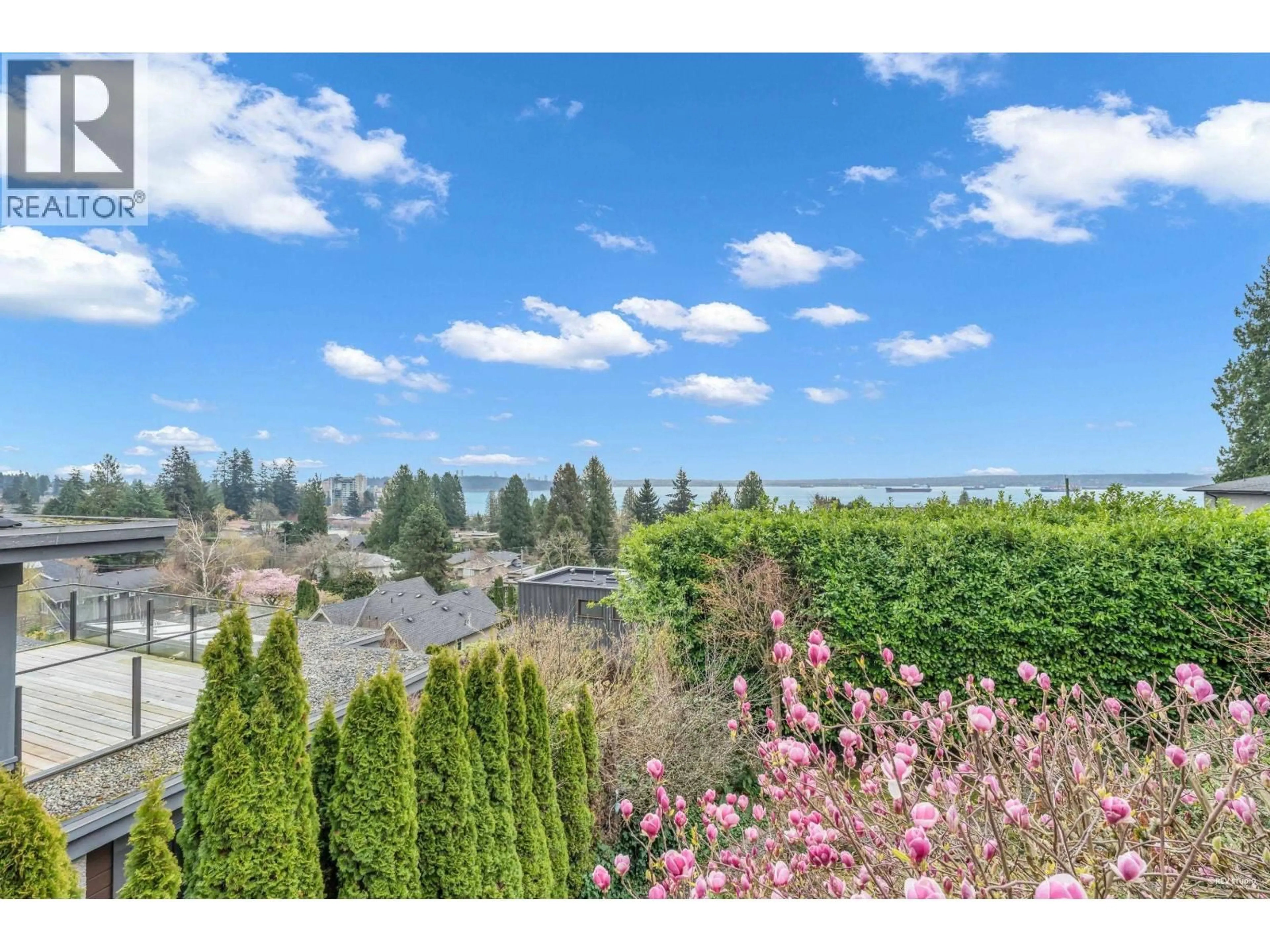 A pic from outside/outdoor area/front of a property/back of a property/a pic from drone, water/lake/river/ocean view for 2558 MATHERS AVENUE, West Vancouver British Columbia V7V2J1