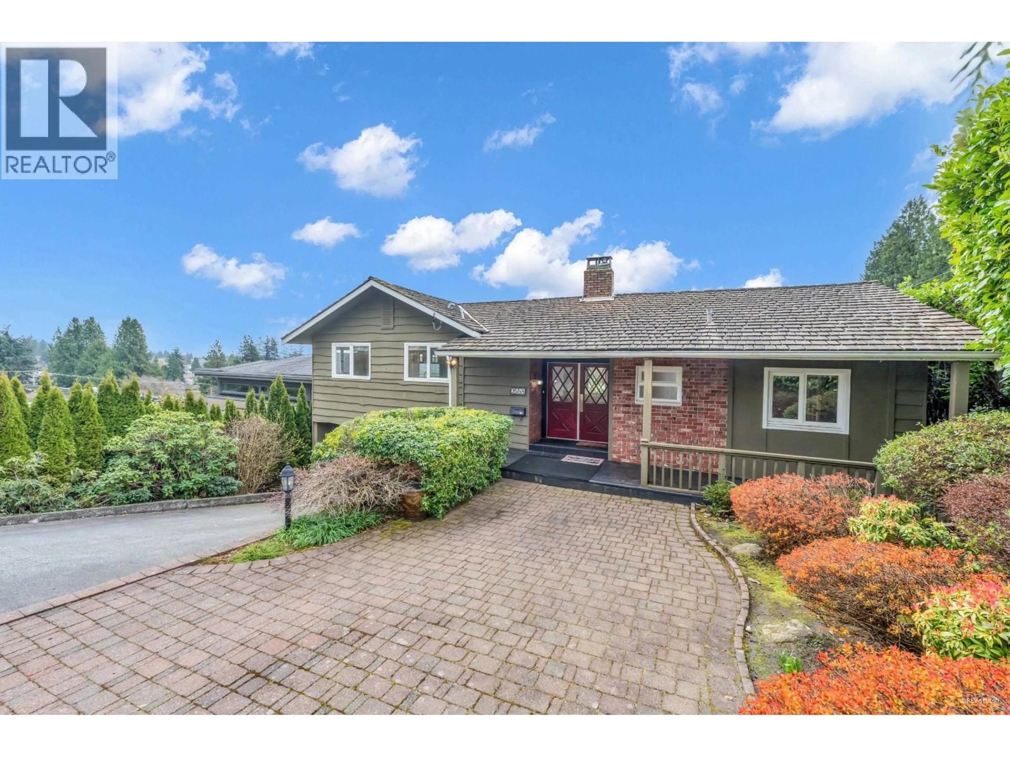 Unknown for 2558 MATHERS AVENUE, West Vancouver British Columbia V7V2J1