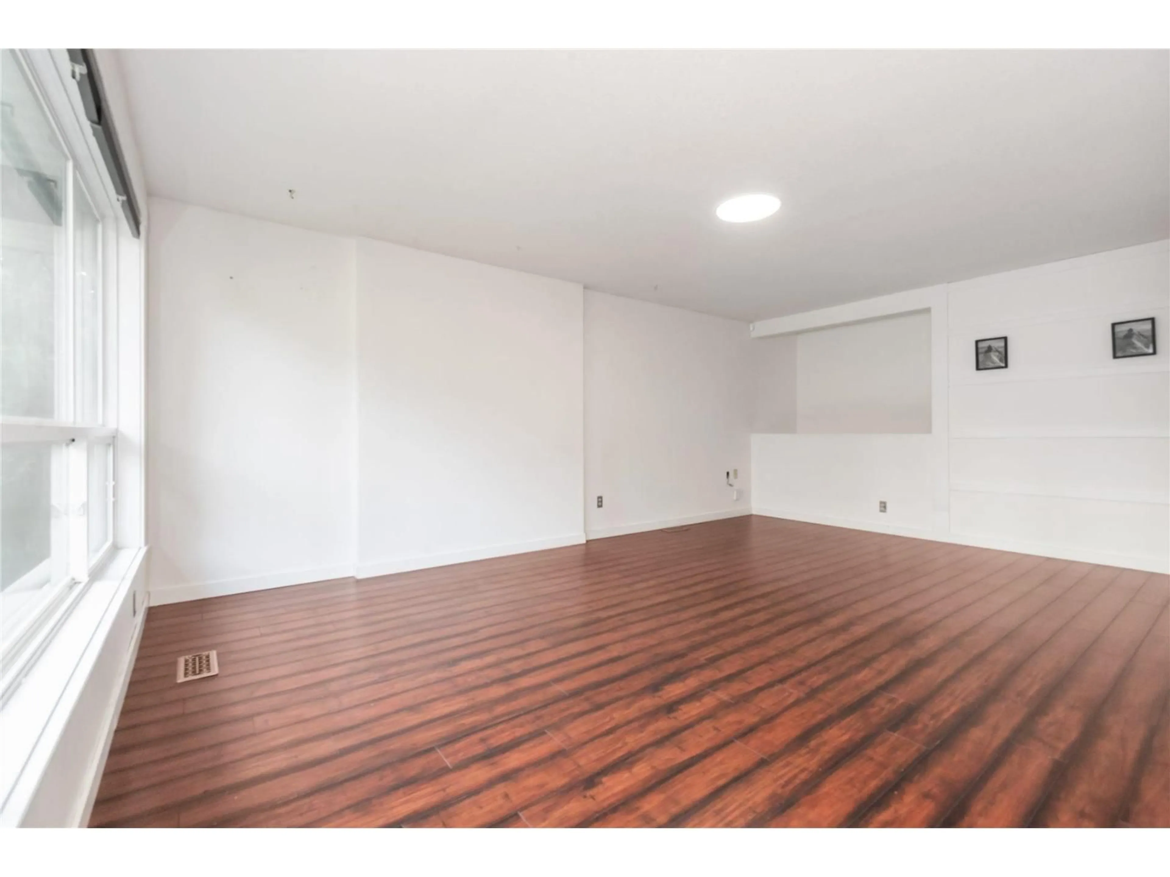 A pic of a room for 34305 WOODBINE, Abbotsford British Columbia V2S2R4