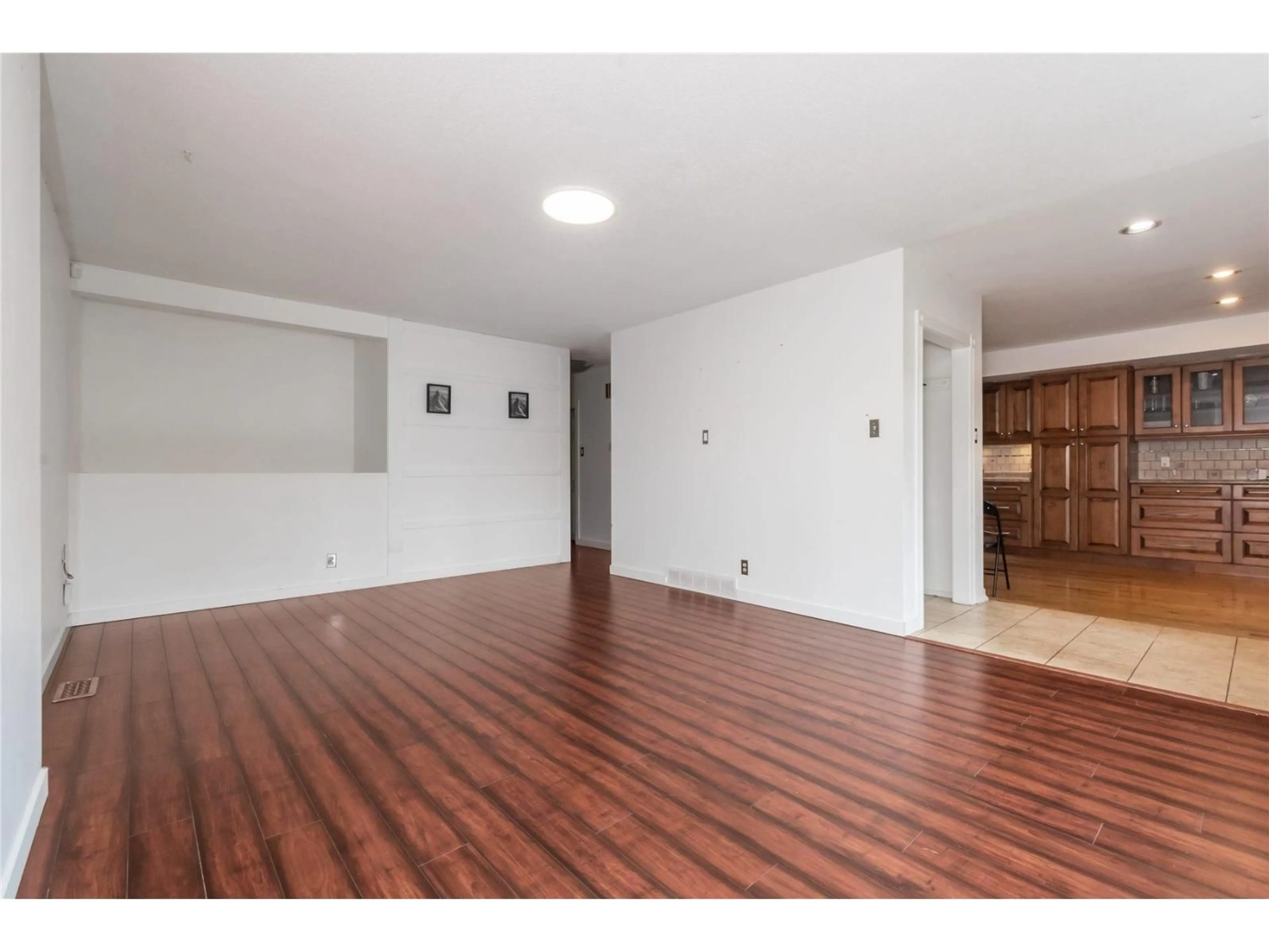 A pic of a room for 34305 WOODBINE, Abbotsford British Columbia V2S2R4