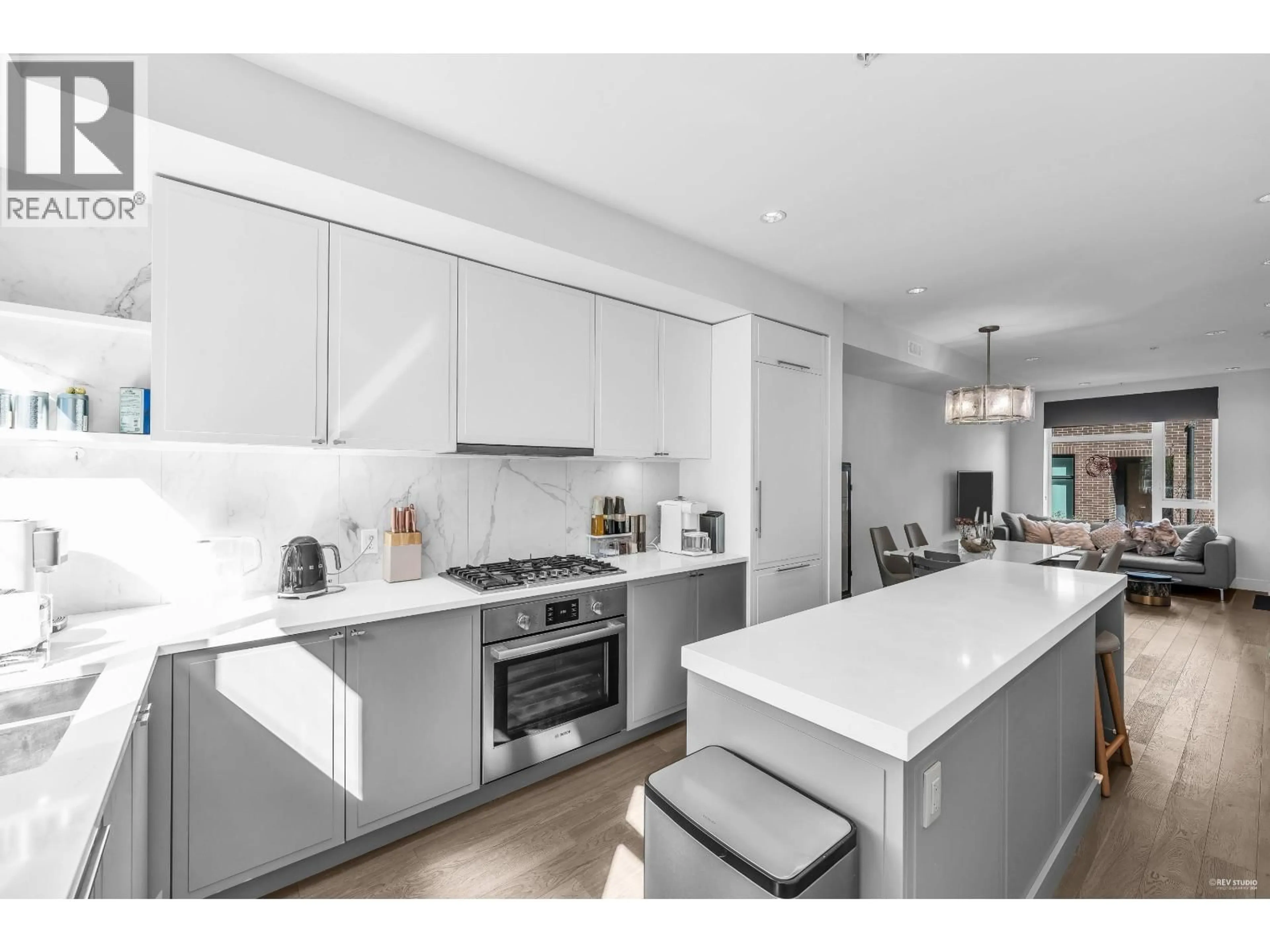 Unknown for 7623 YUKON STREET, Vancouver British Columbia V5X2Y4