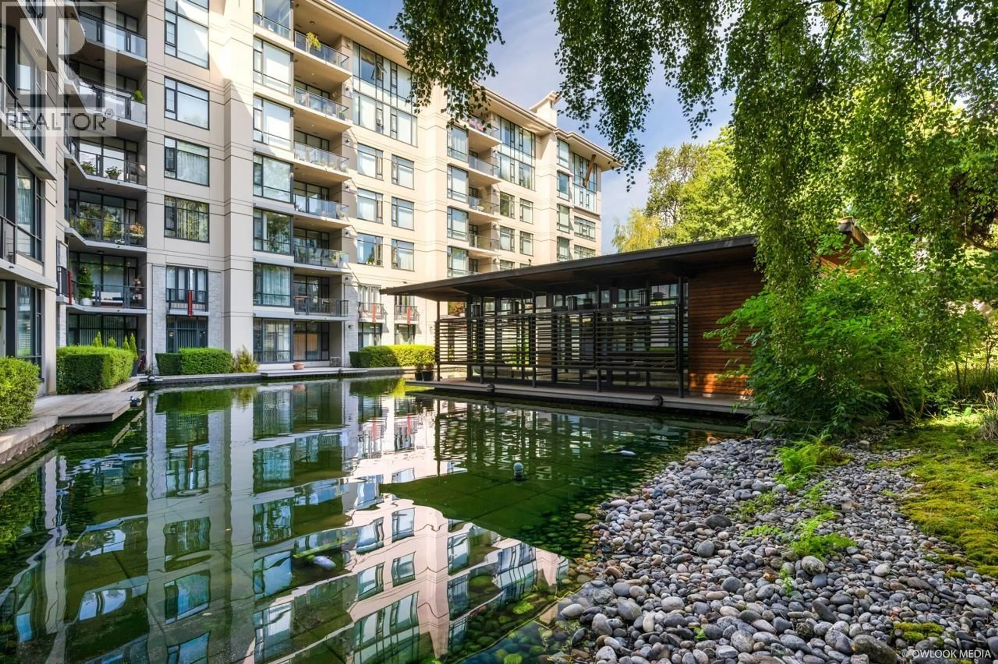 Patio, water/lake/river/ocean view for 501 - 4759 VALLEY DRIVE, Vancouver British Columbia V6J4B7