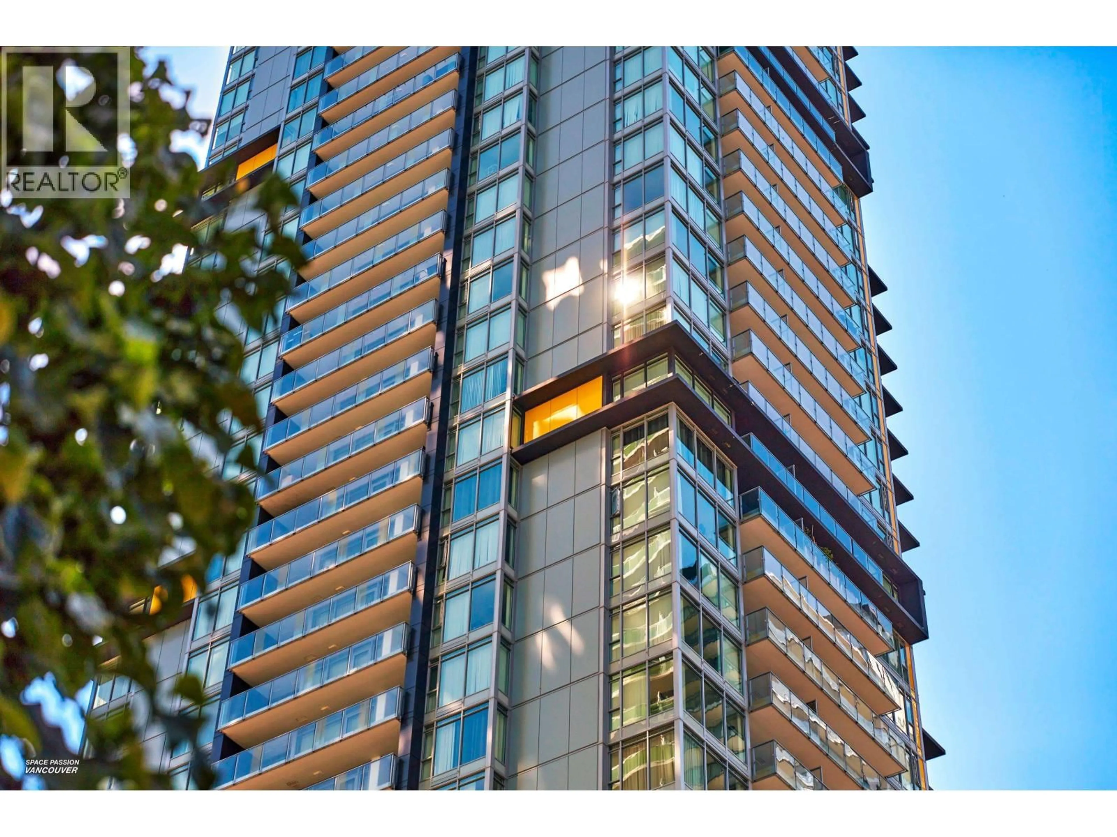 Indoor foyer for 3101 - 6700 DUNBLANE AVENUE, Burnaby British Columbia V5H0J3
