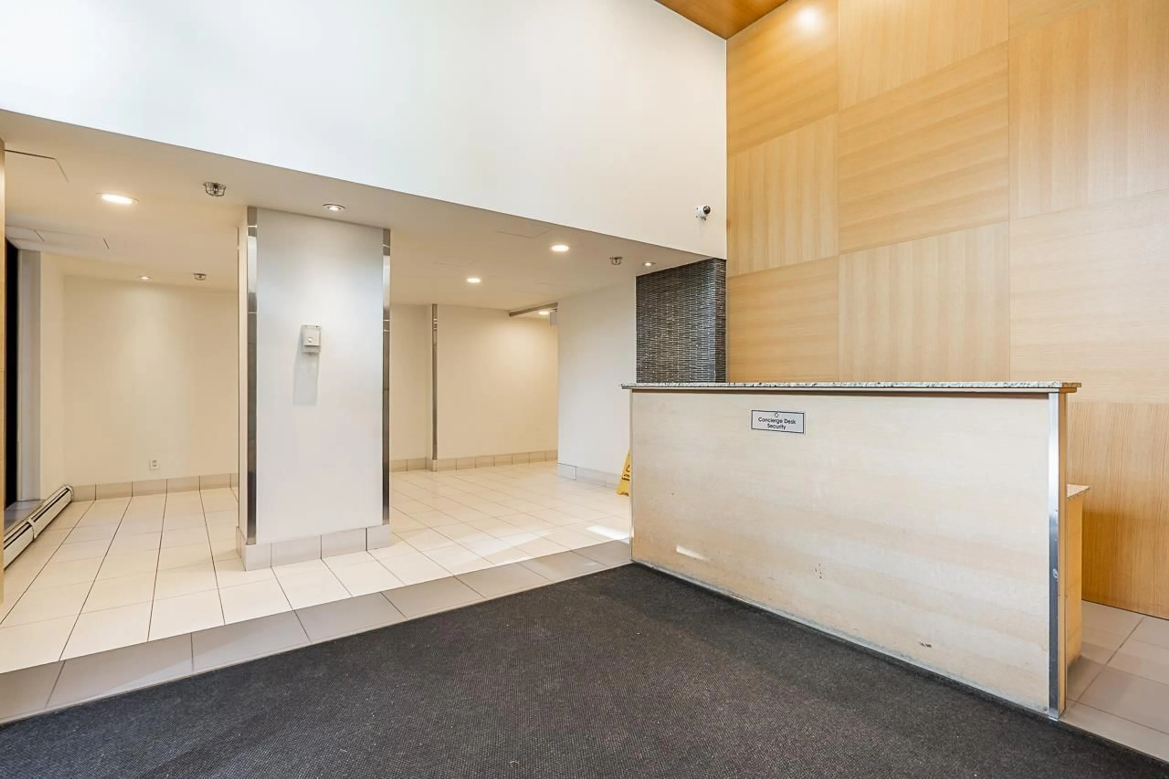 Indoor foyer for 306 - 13380 108, Surrey British Columbia V3T0E7