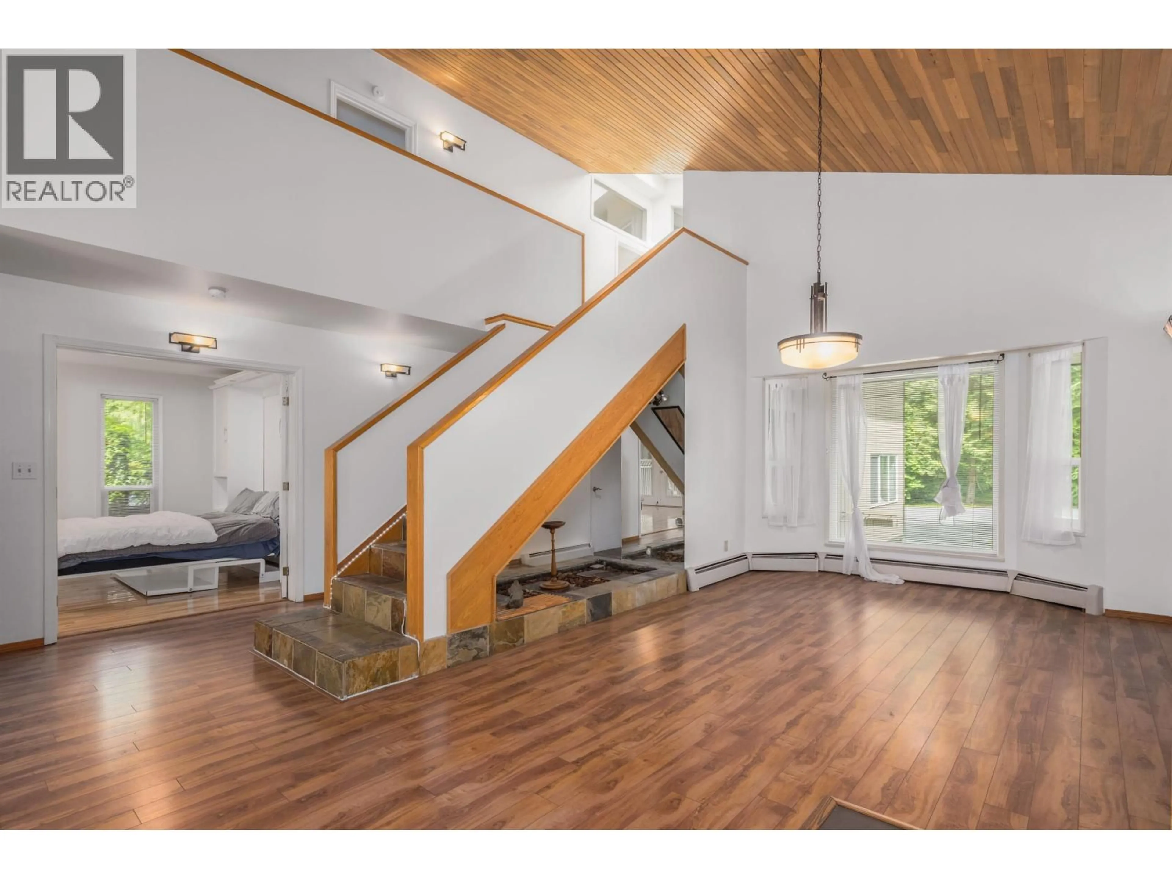 Indoor foyer for 23236 130 AVENUE, Maple Ridge British Columbia V2X4S6