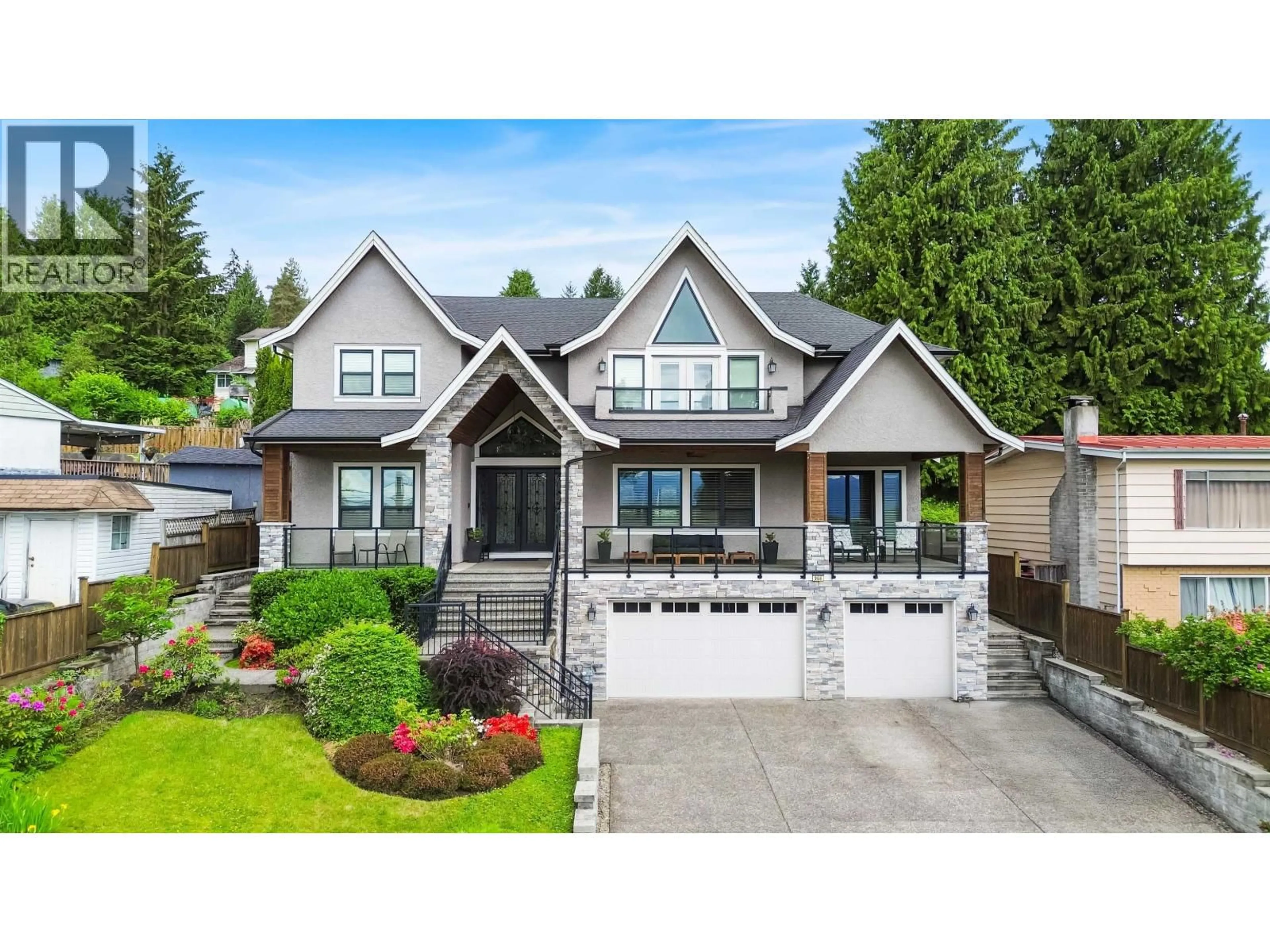 Home with vinyl exterior material, street for 966 RANCH PARK WAY, Coquitlam British Columbia V3C2H1