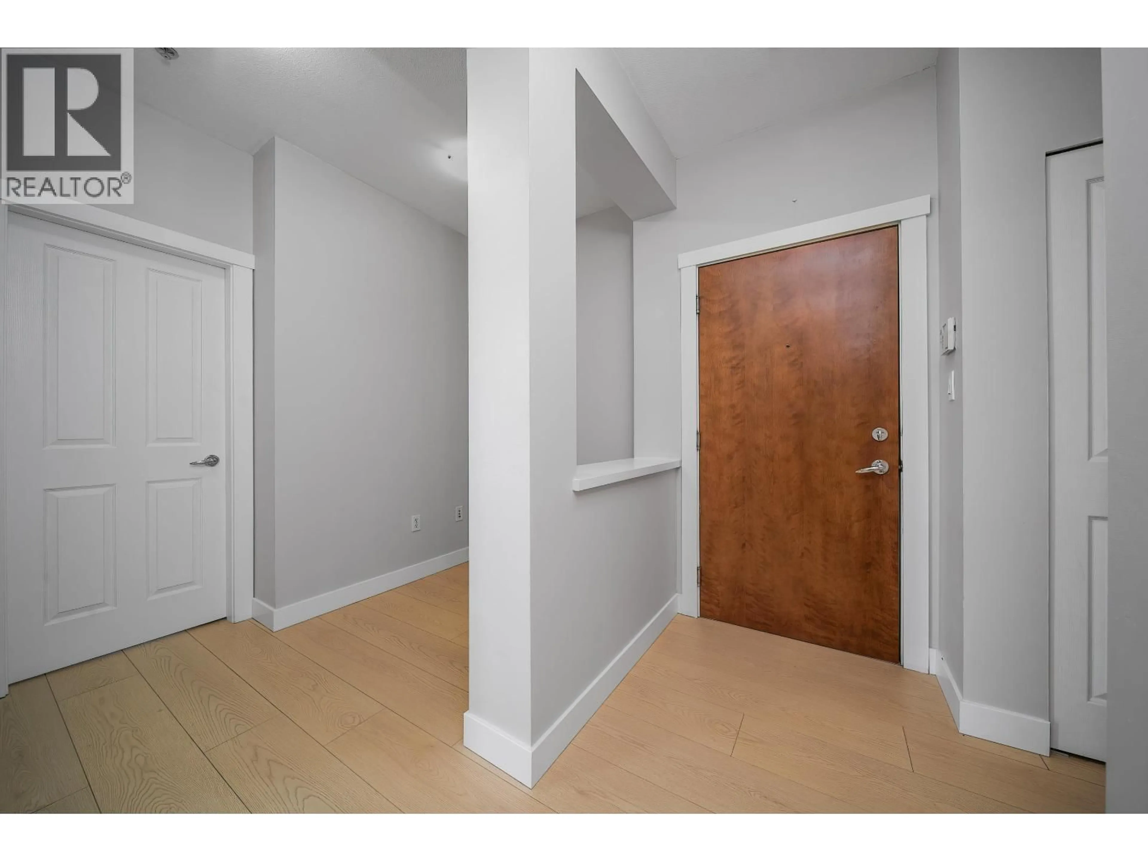 Unknown for 5403 - 5111 GARDEN CITY ROAD, Richmond British Columbia V6X4H4