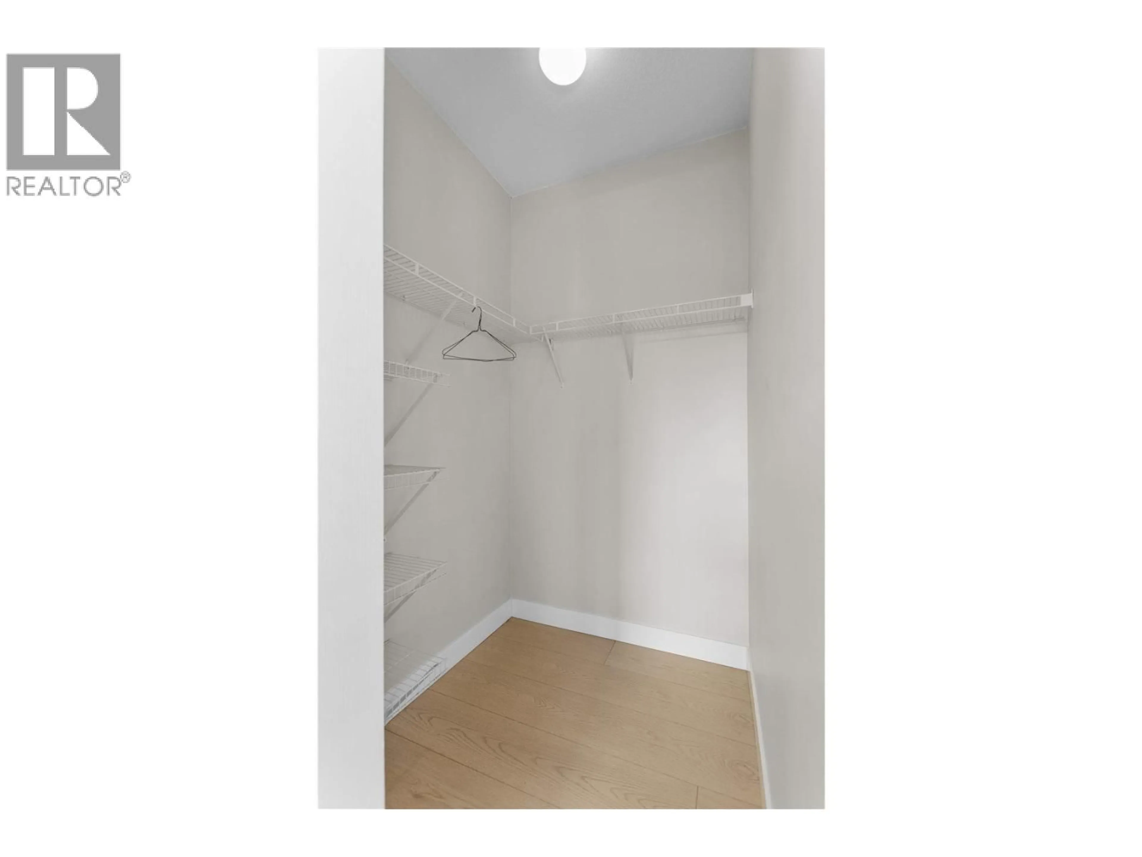 Storage room or clothes room or walk-in closet for 5403 - 5111 GARDEN CITY ROAD, Richmond British Columbia V6X4H4